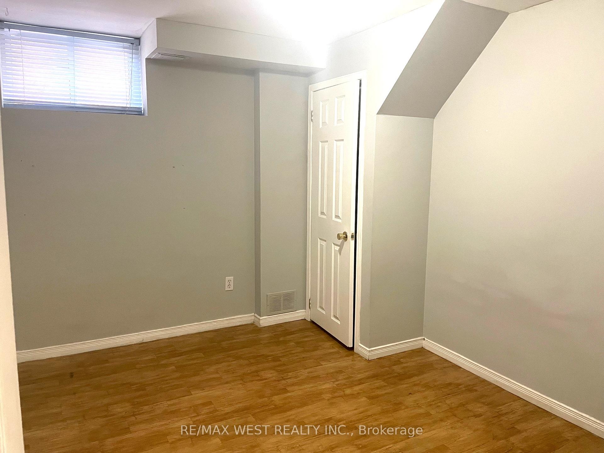 Photo 13 of Unit Bsmt, 34 Clune Place, Whitby, Pringle Creek — HOMEH