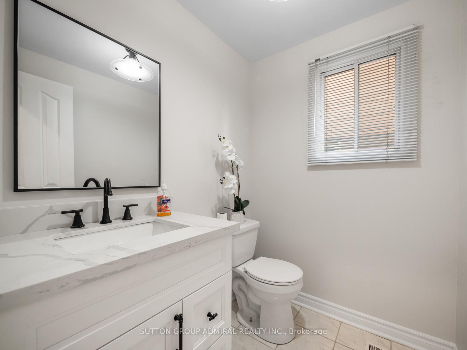 Photo 13 of 67 Venice Crescent, Vaughan, Beverley Glen — HOMEH