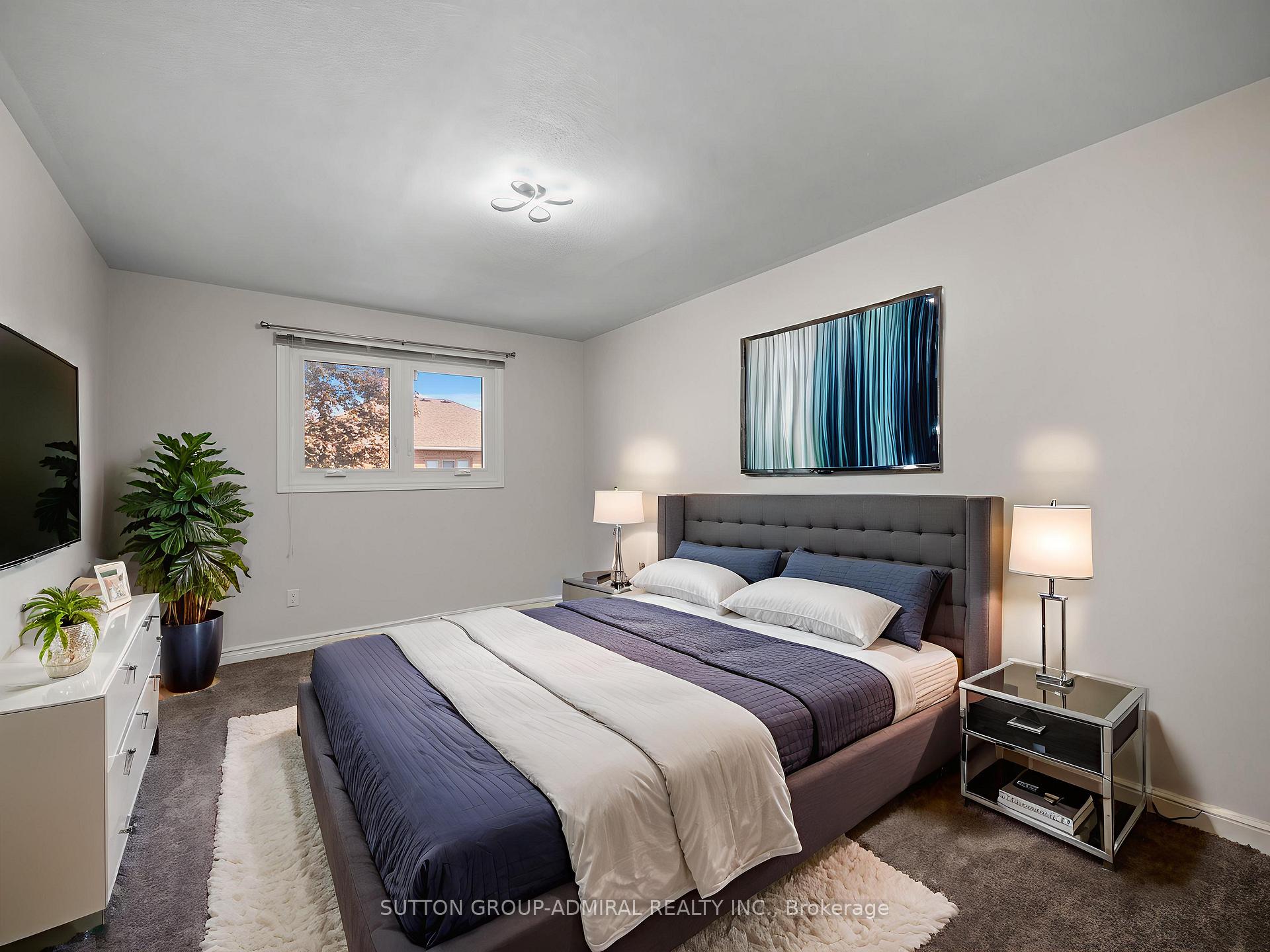 Photo 20 of 67 Venice Crescent, Vaughan, Beverley Glen — HOMEH