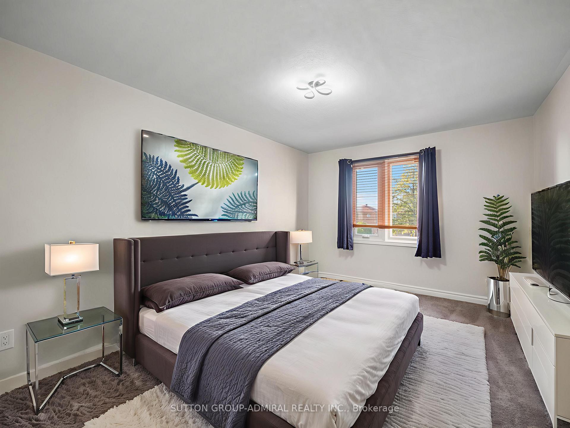 Photo 22 of 67 Venice Crescent, Vaughan, Beverley Glen — HOMEH