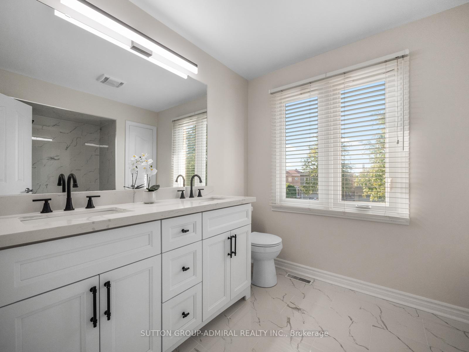 Photo 23 of 67 Venice Crescent, Vaughan, Beverley Glen — HOMEH