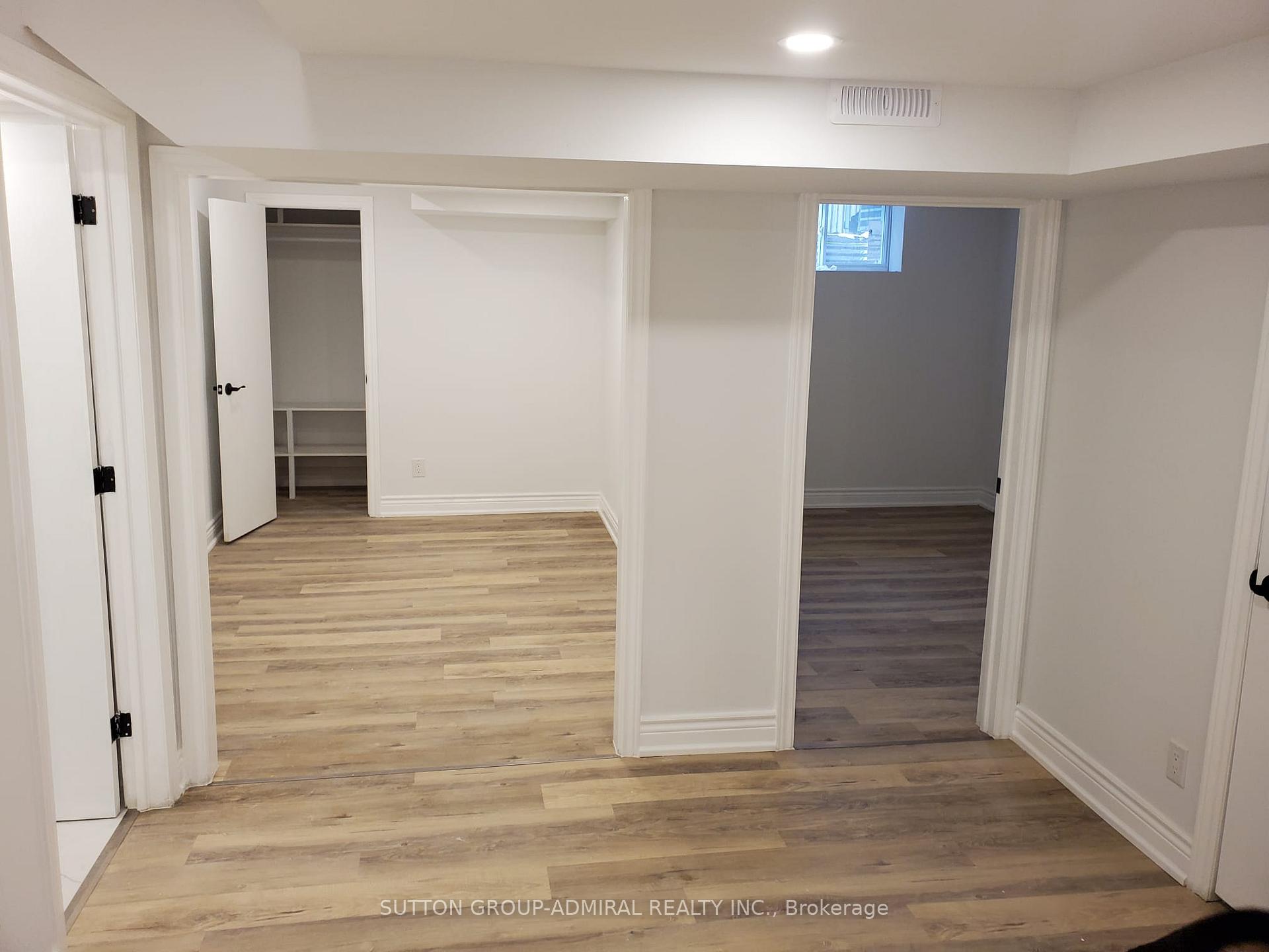 Photo 32 of 67 Venice Crescent, Vaughan, Beverley Glen — HOMEH