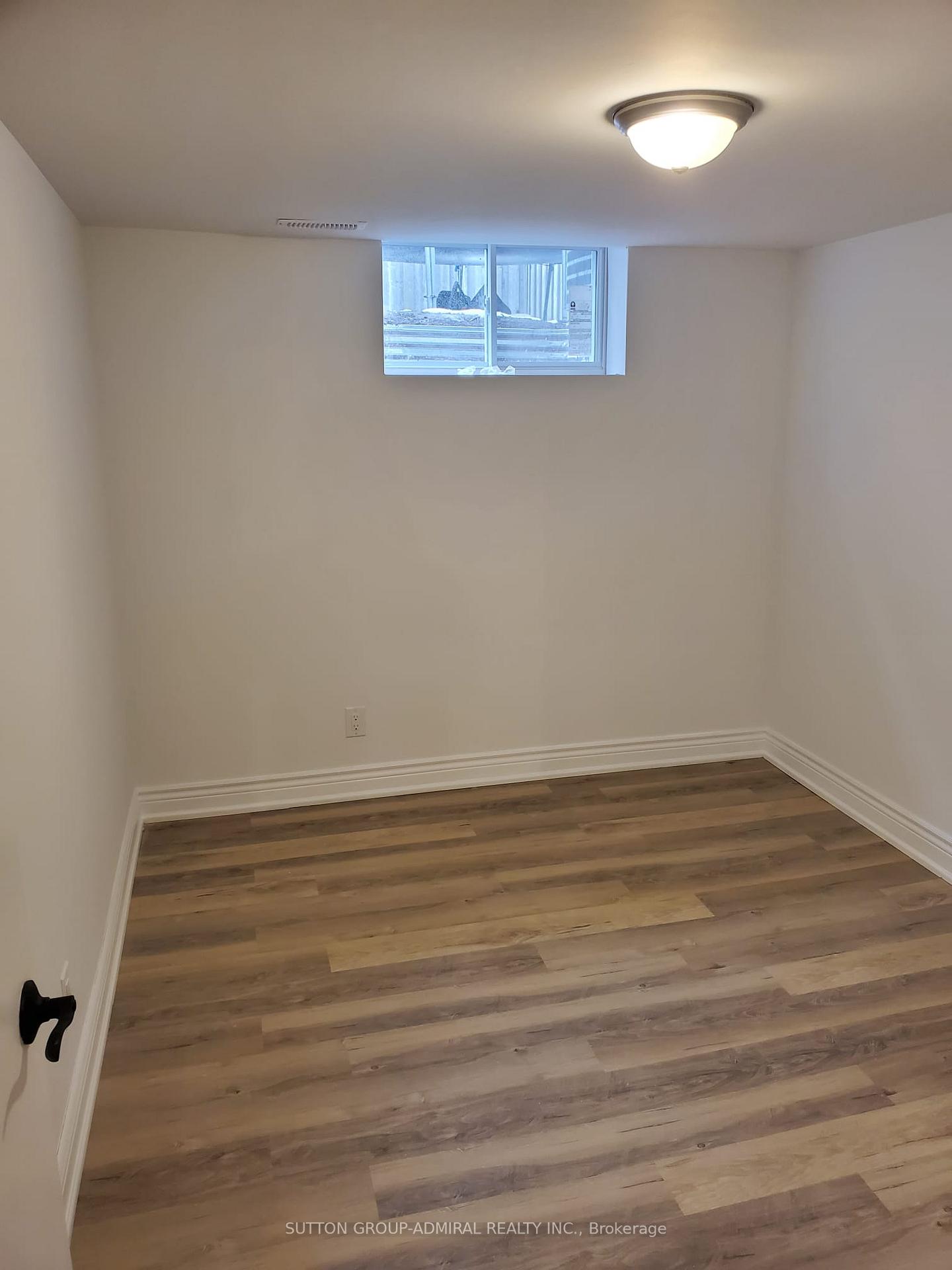 Photo 34 of 67 Venice Crescent, Vaughan, Beverley Glen — HOMEH