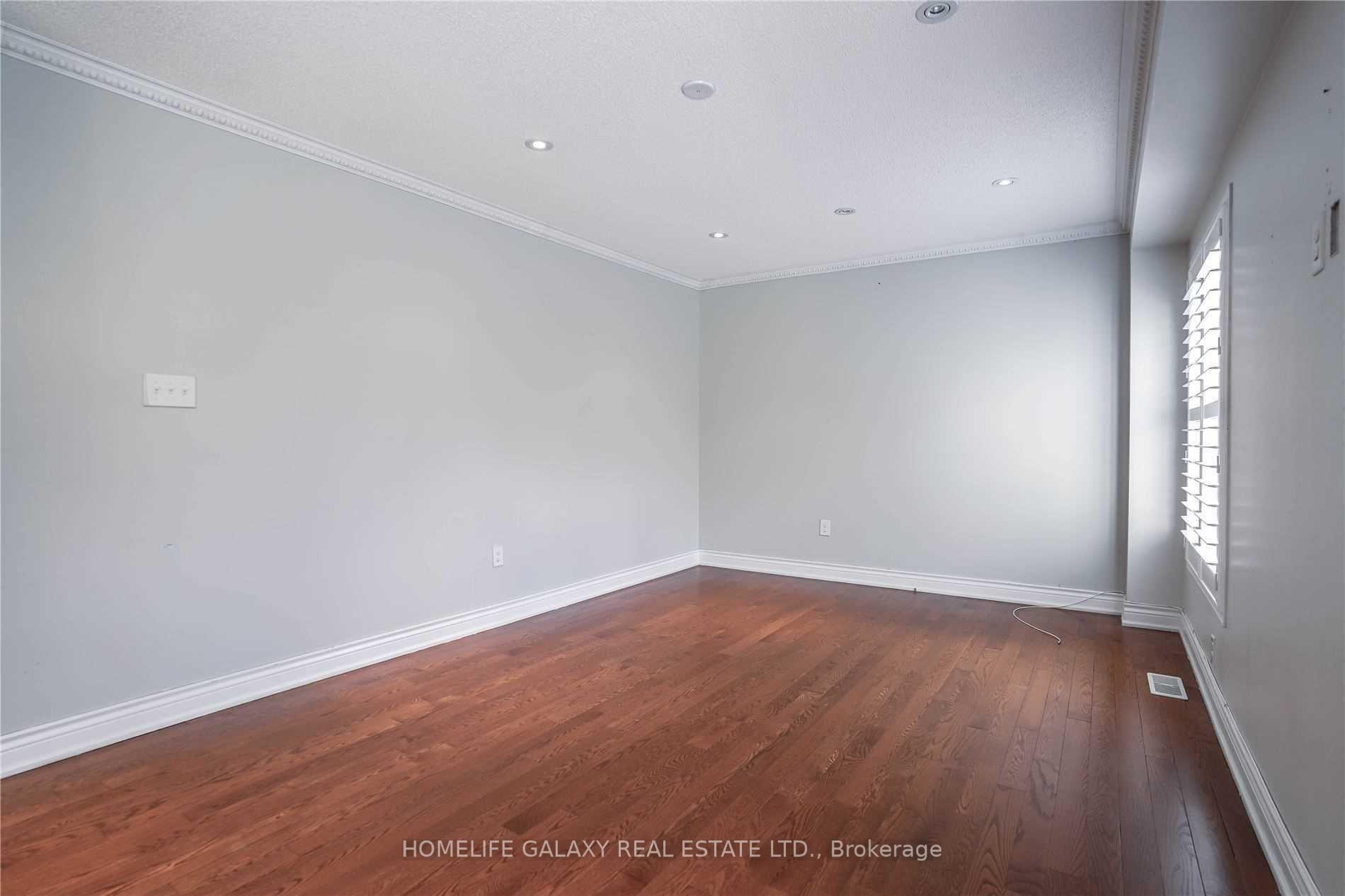 Photo 2 of Unit Main, 39 Mosely Crescent, Ajax, Central East — HOMEH