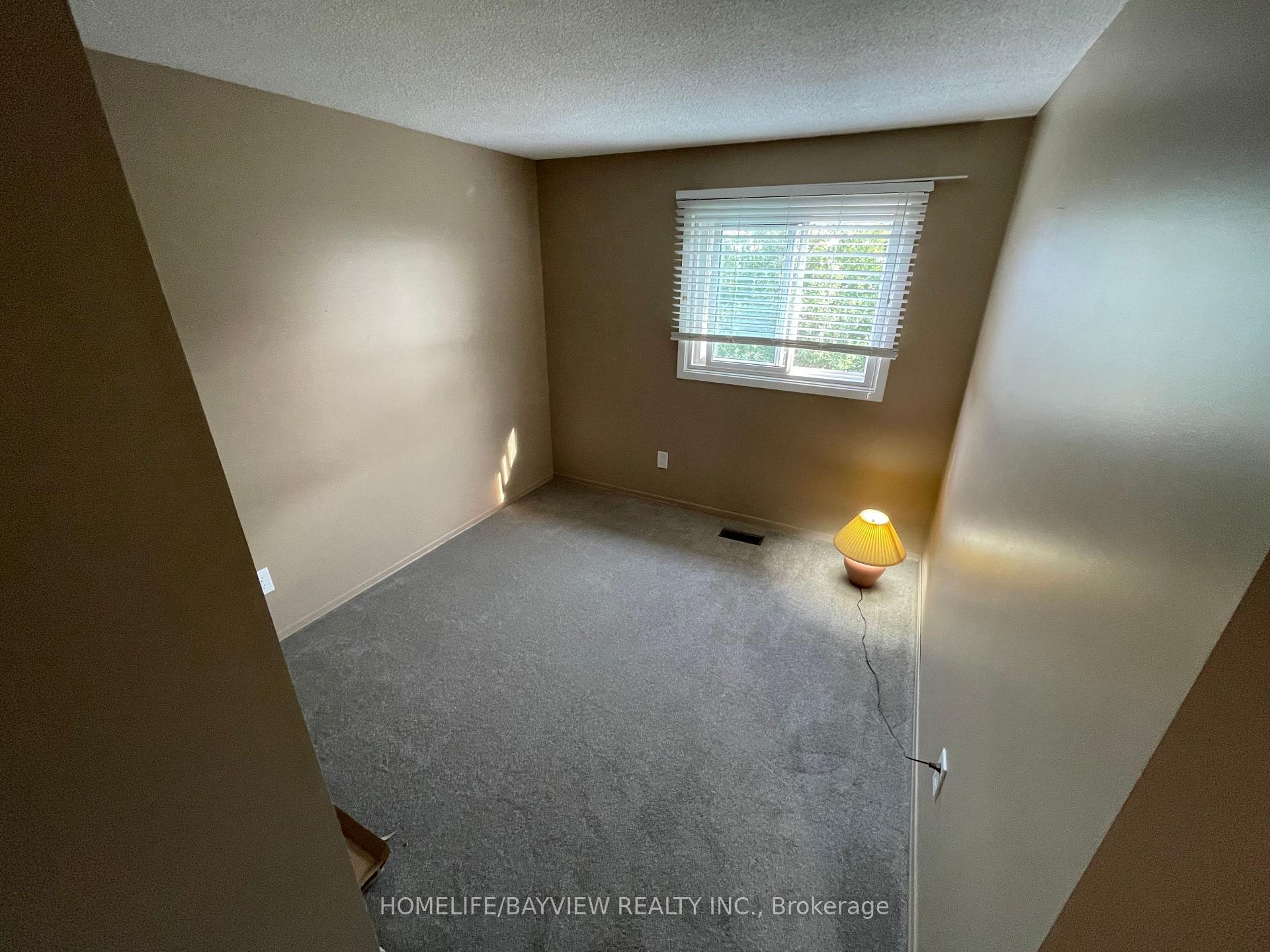 Photo 9 of 43 Sawdon Drive, Whitby, Blue Grass Meadows — HOMEH