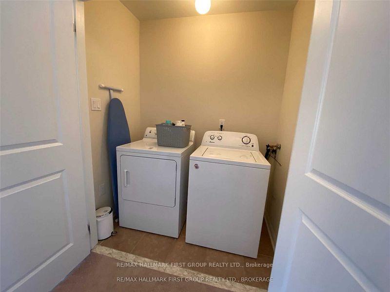 Photo 10 of 6 Devlin Crescent, Whitby, Blue Grass Meadows — HOMEH
