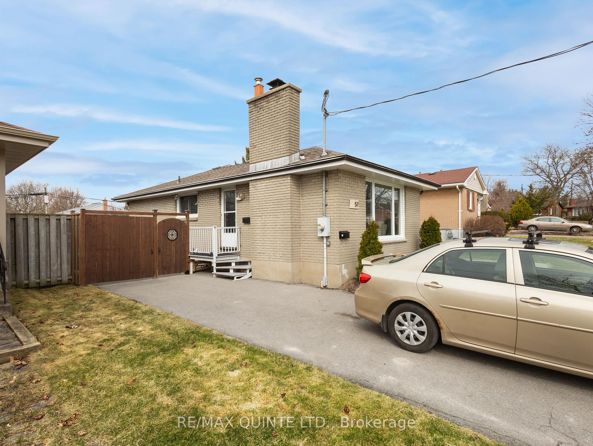Photo 7 of 57B Elizabeth Crescent, Belleville, Belleville Ward — HOMEH
