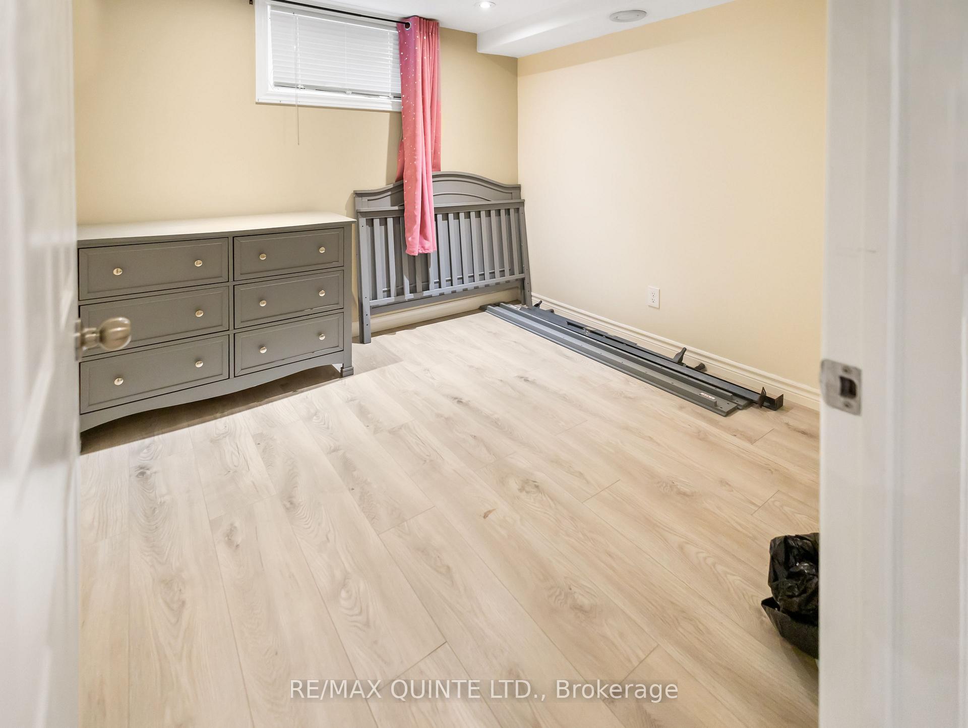 Photo 9 of 57B Elizabeth Crescent, Belleville, Belleville Ward — HOMEH