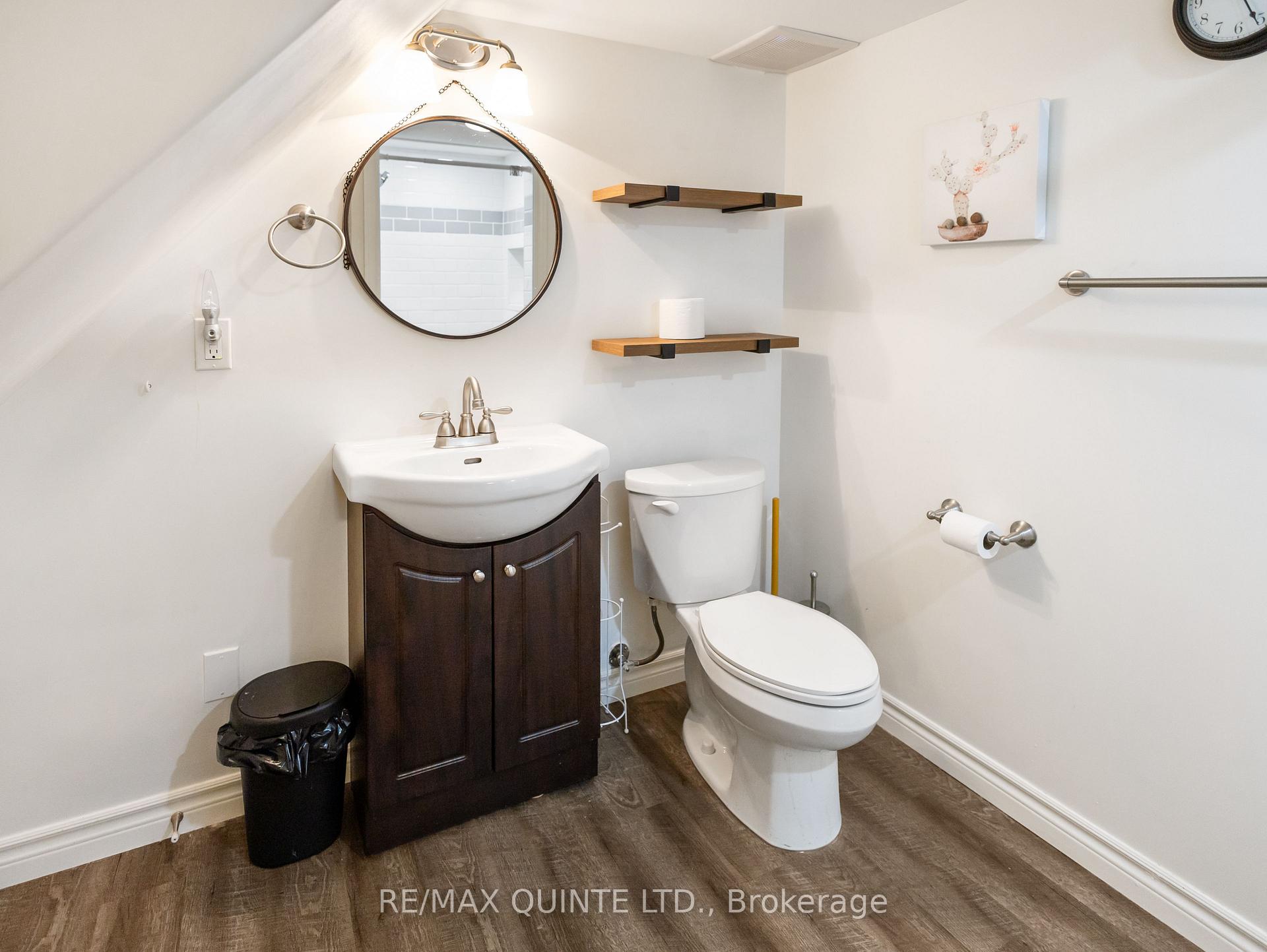 Photo 12 of 57B Elizabeth Crescent, Belleville, Belleville Ward — HOMEH