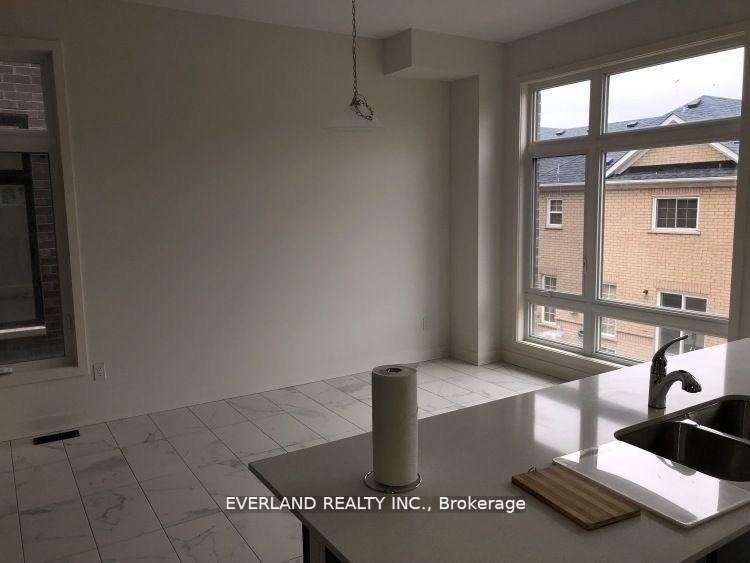 Photo 5 of 138 Pageant Avenue, Vaughan, Vellore Village — HOMEH