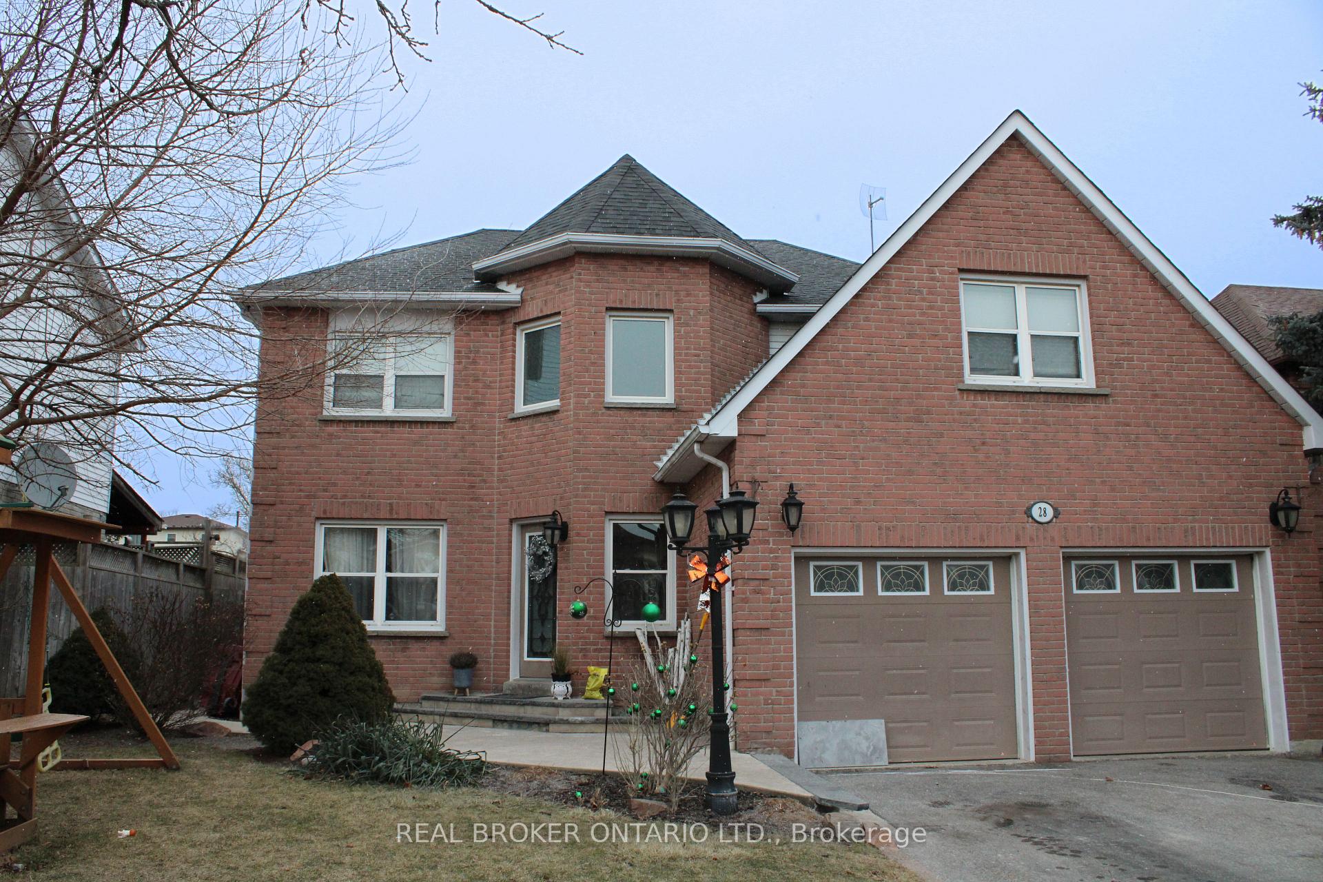 Front of 28 Fairmeadow Place