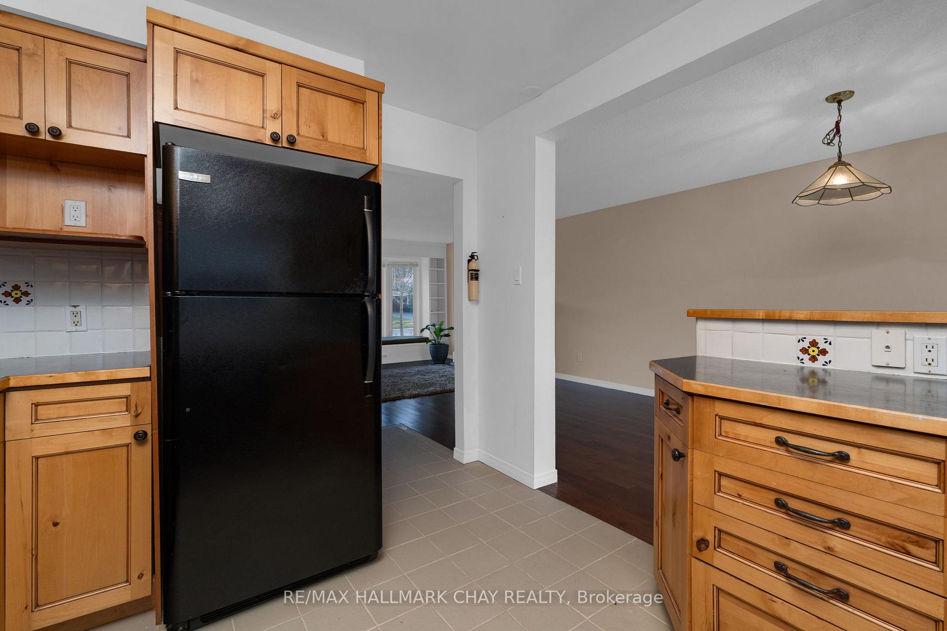 Photo 15 of 32 Janice Drive, Barrie, Sunnidale — HOMEH