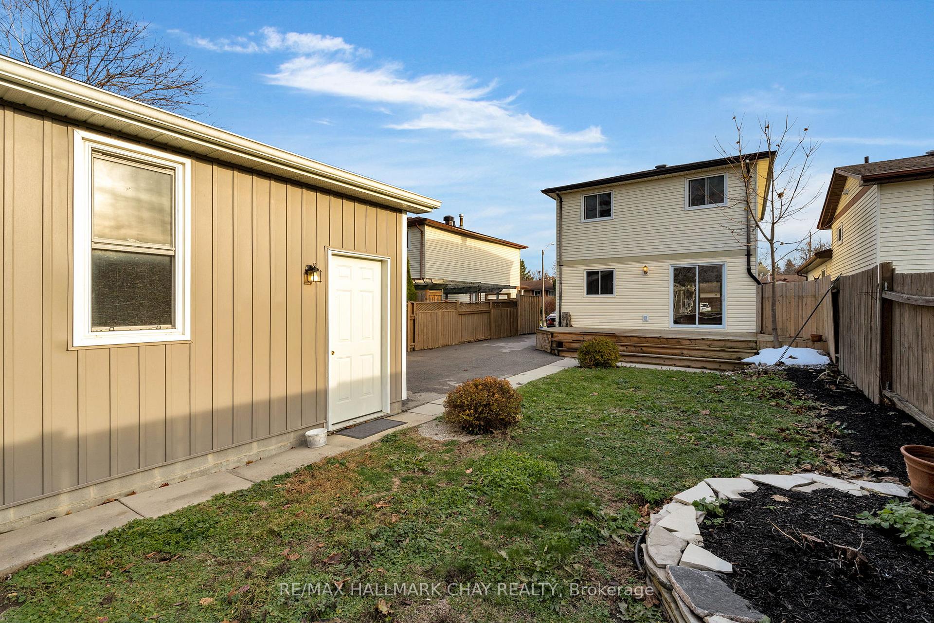 Photo 30 of 32 Janice Drive, Barrie, Sunnidale — HOMEH