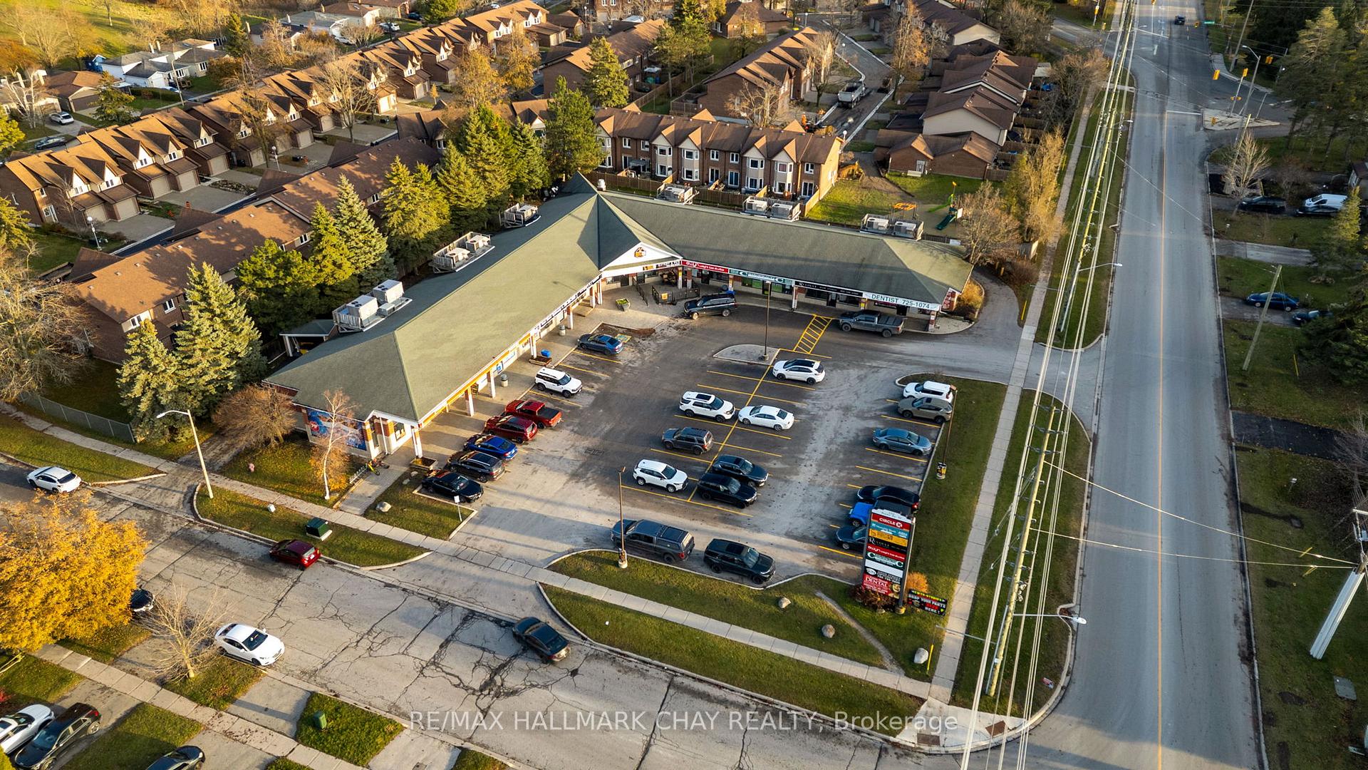 Photo 40 of 32 Janice Drive, Barrie, Sunnidale — HOMEH