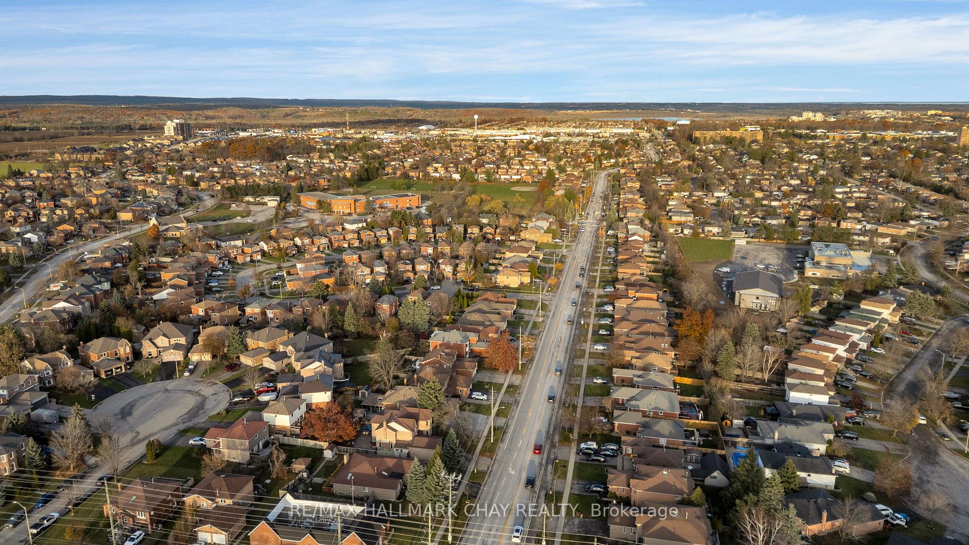 Photo 44 of 32 Janice Drive, Barrie, Sunnidale — HOMEH