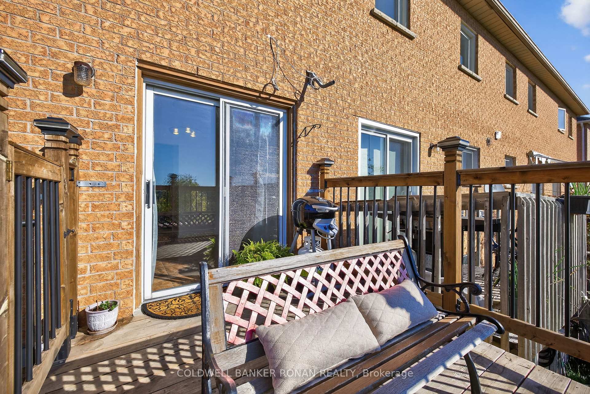 Photo 17 of 97 Parktree Drive, Vaughan, Maple — HOMEH