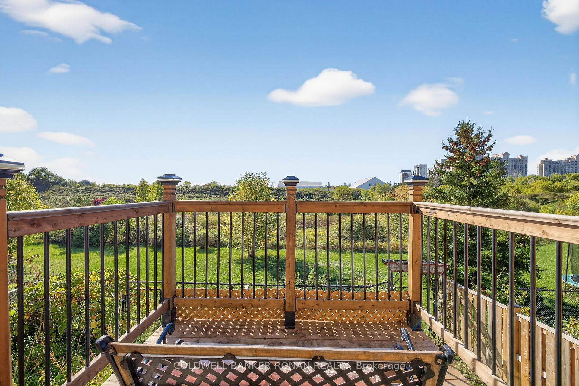 Photo 18 of 97 Parktree Drive, Vaughan, Maple — HOMEH
