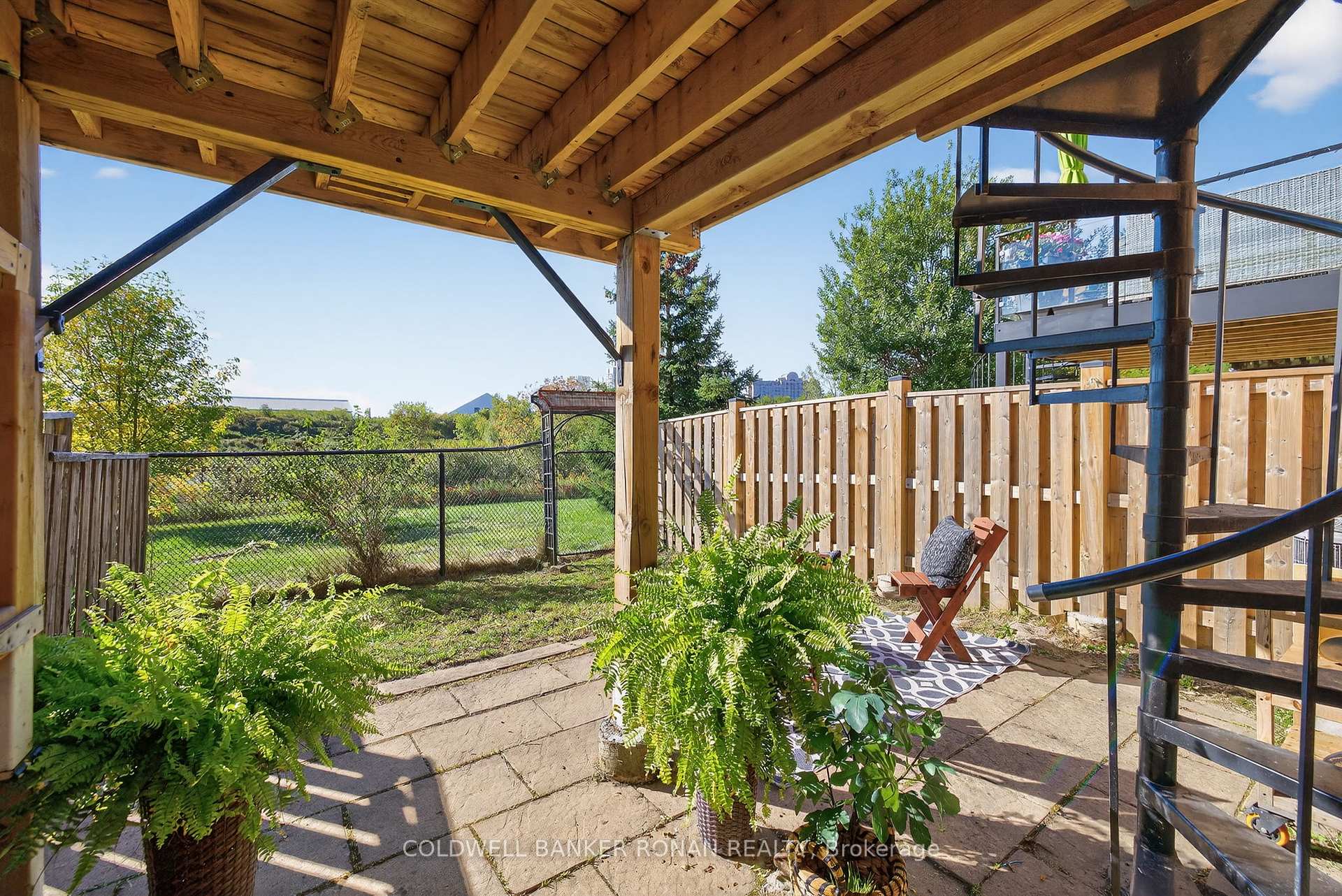 Photo 36 of 97 Parktree Drive, Vaughan, Maple — HOMEH