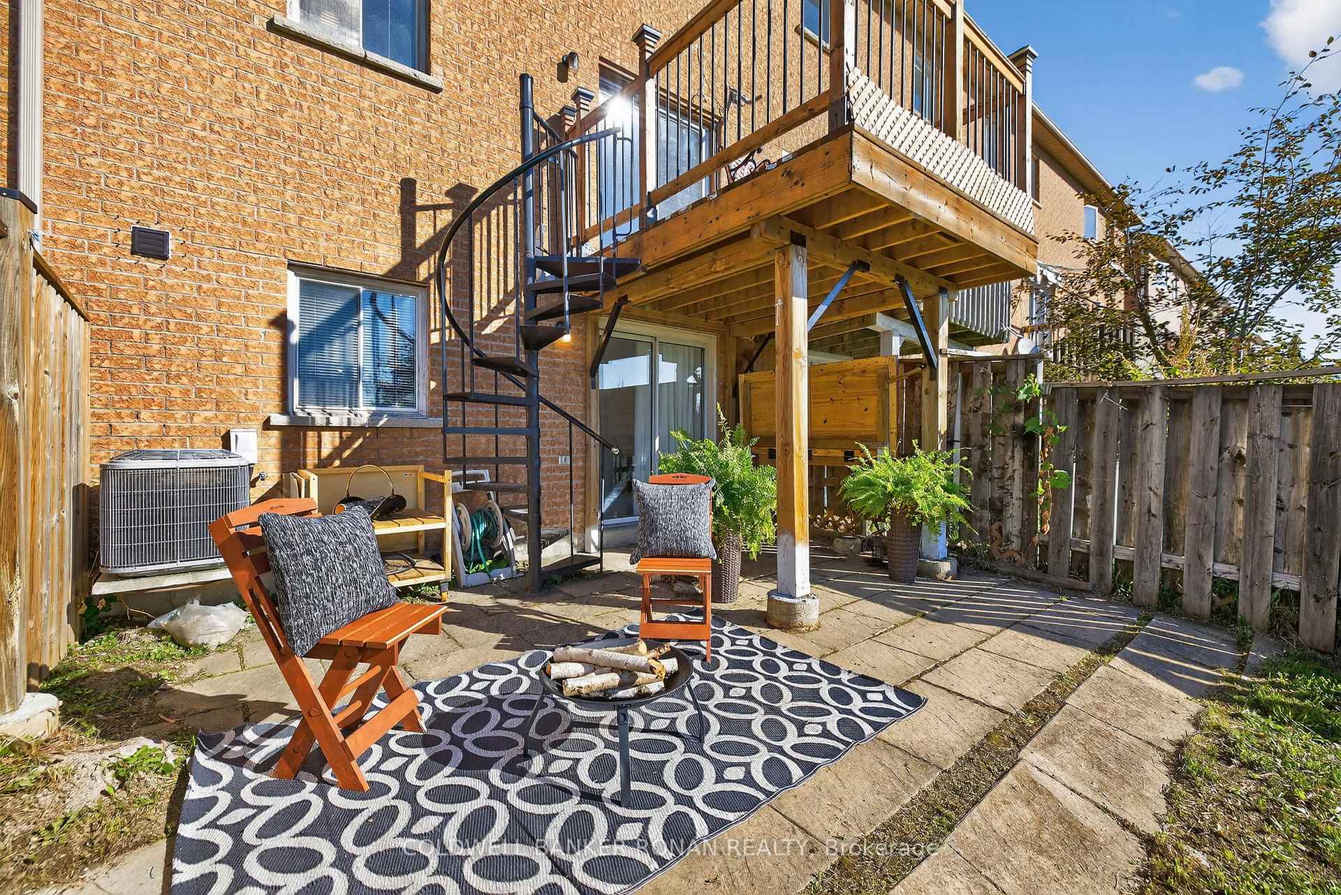 Photo 39 of 97 Parktree Drive, Vaughan, Maple — HOMEH