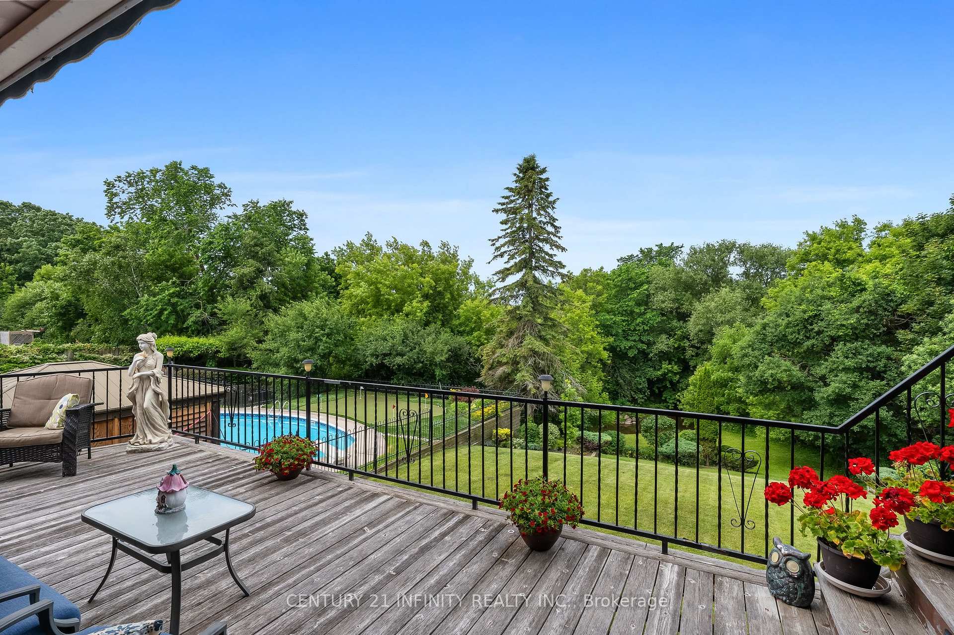 Photo 59 of 104 Frost Drive, Whitby, Lynde Creek — HOMEH