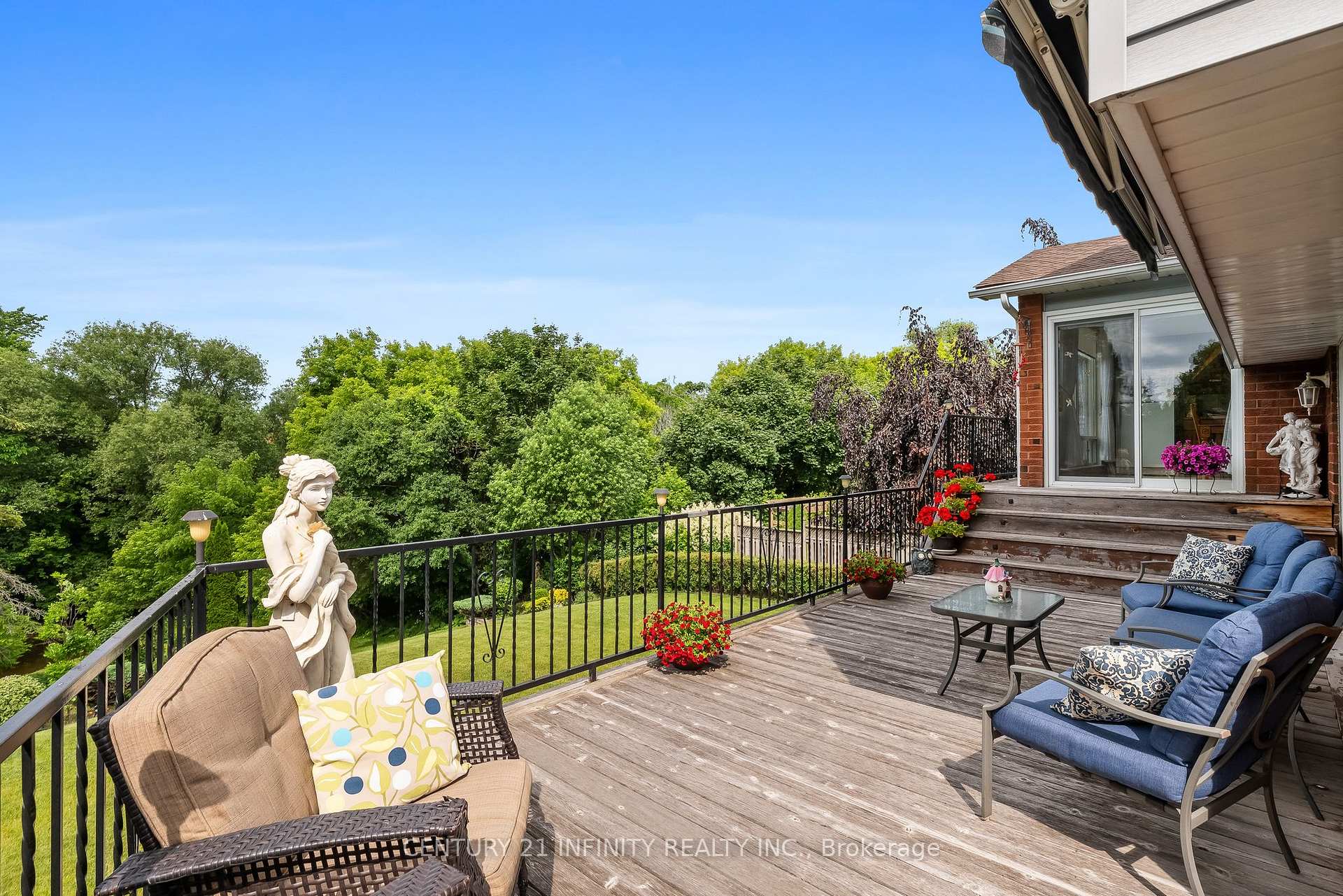 Photo 60 of 104 Frost Drive, Whitby, Lynde Creek — HOMEH