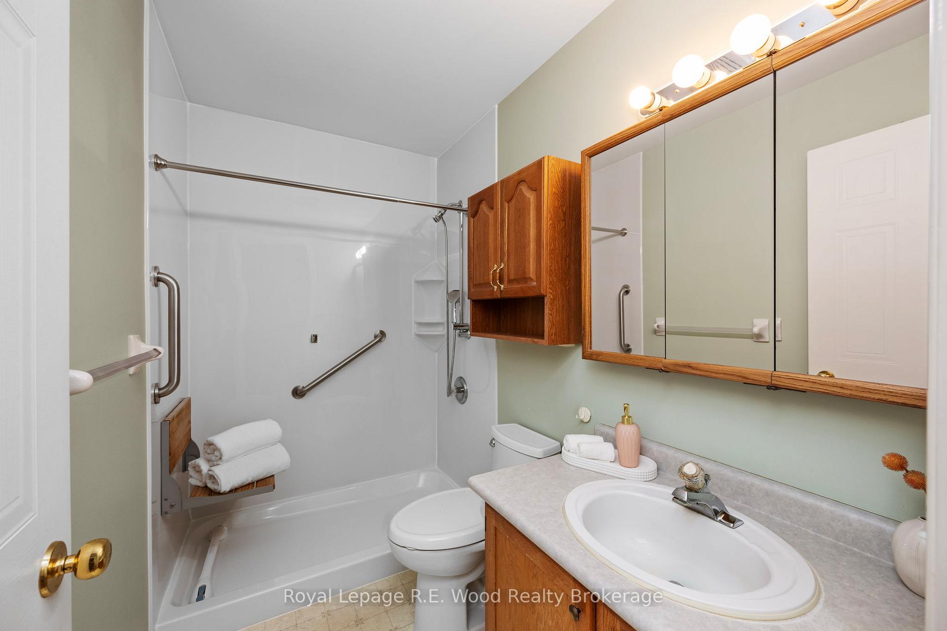 Photo 13 of 9 Alexander Drive, Aylmer — HOMEH