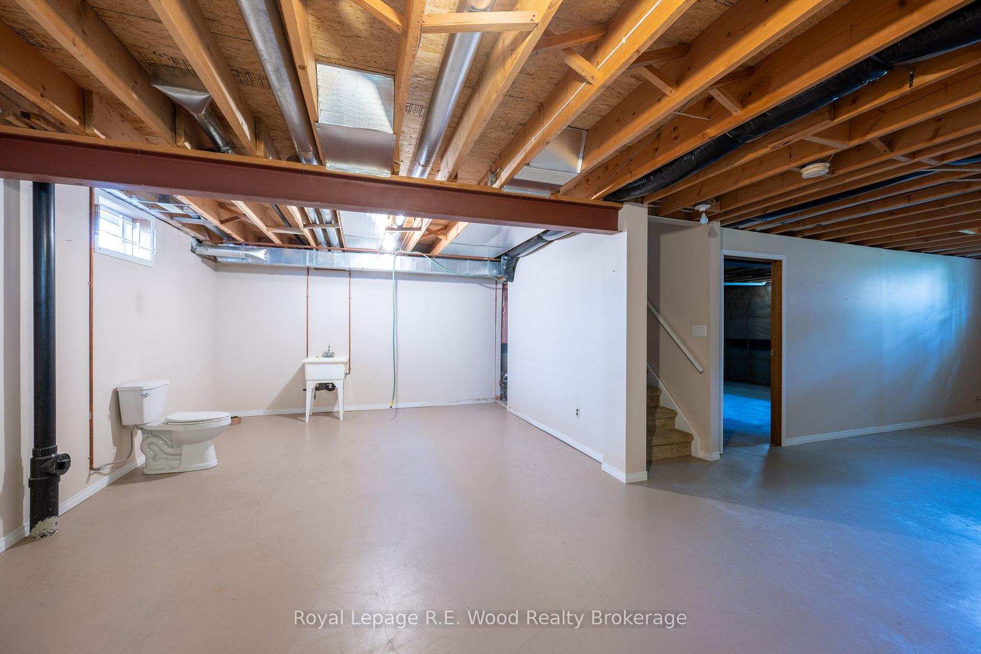 Photo 15 of 9 Alexander Drive, Aylmer — HOMEH