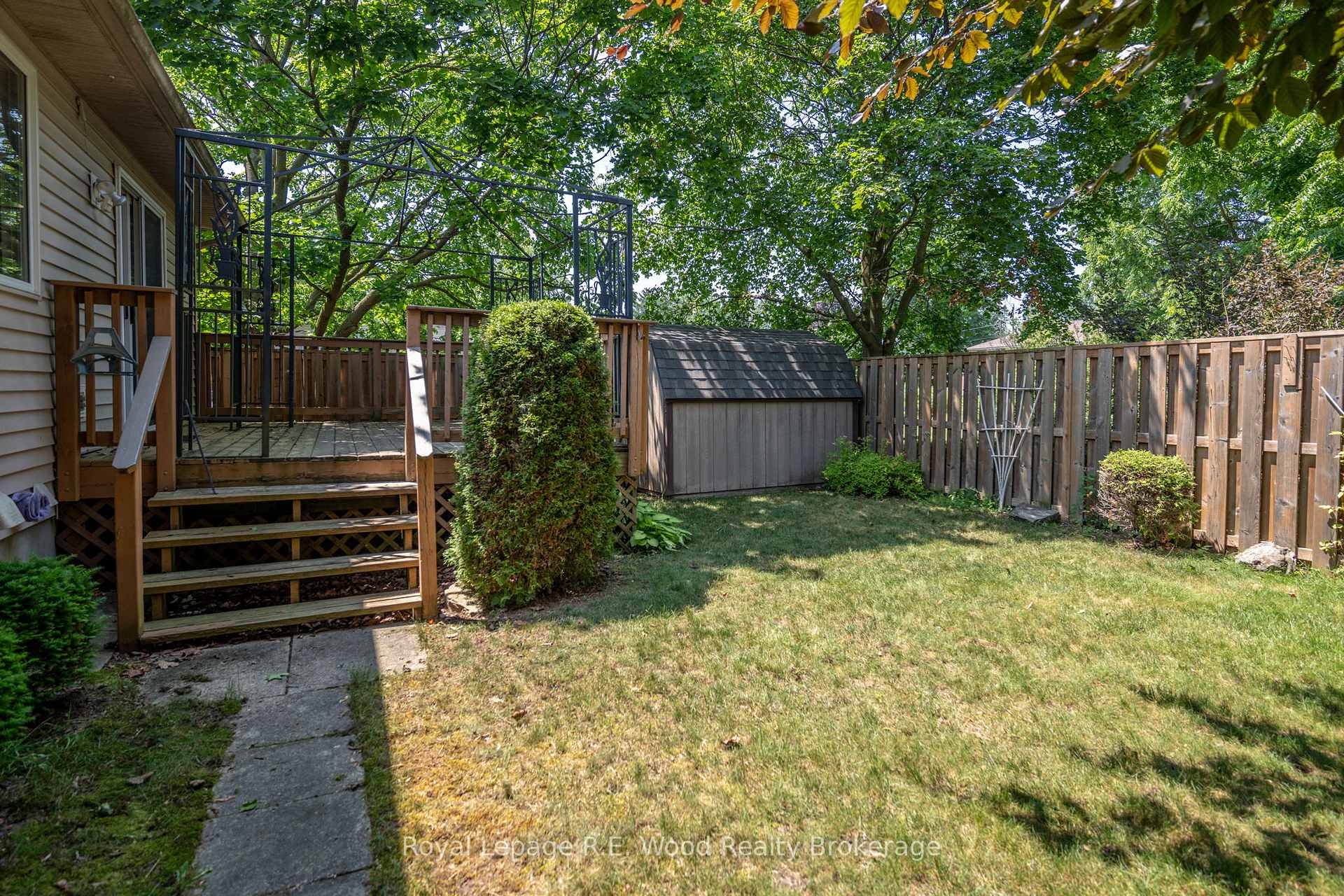 Photo 12 of 9 Alexander Drive, Aylmer — HOMEH