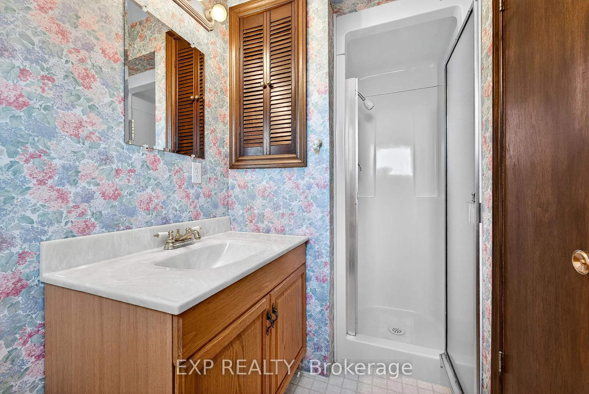 Photo 21 of 47 Fox Lane, Belleville, Thurlow Ward — HOMEH