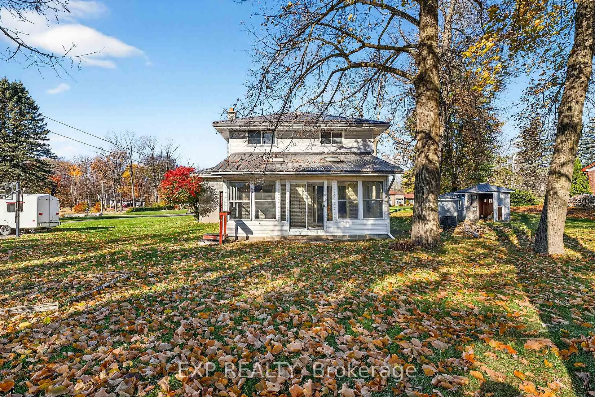 Photo 32 of 47 Fox Lane, Belleville, Thurlow Ward — HOMEH