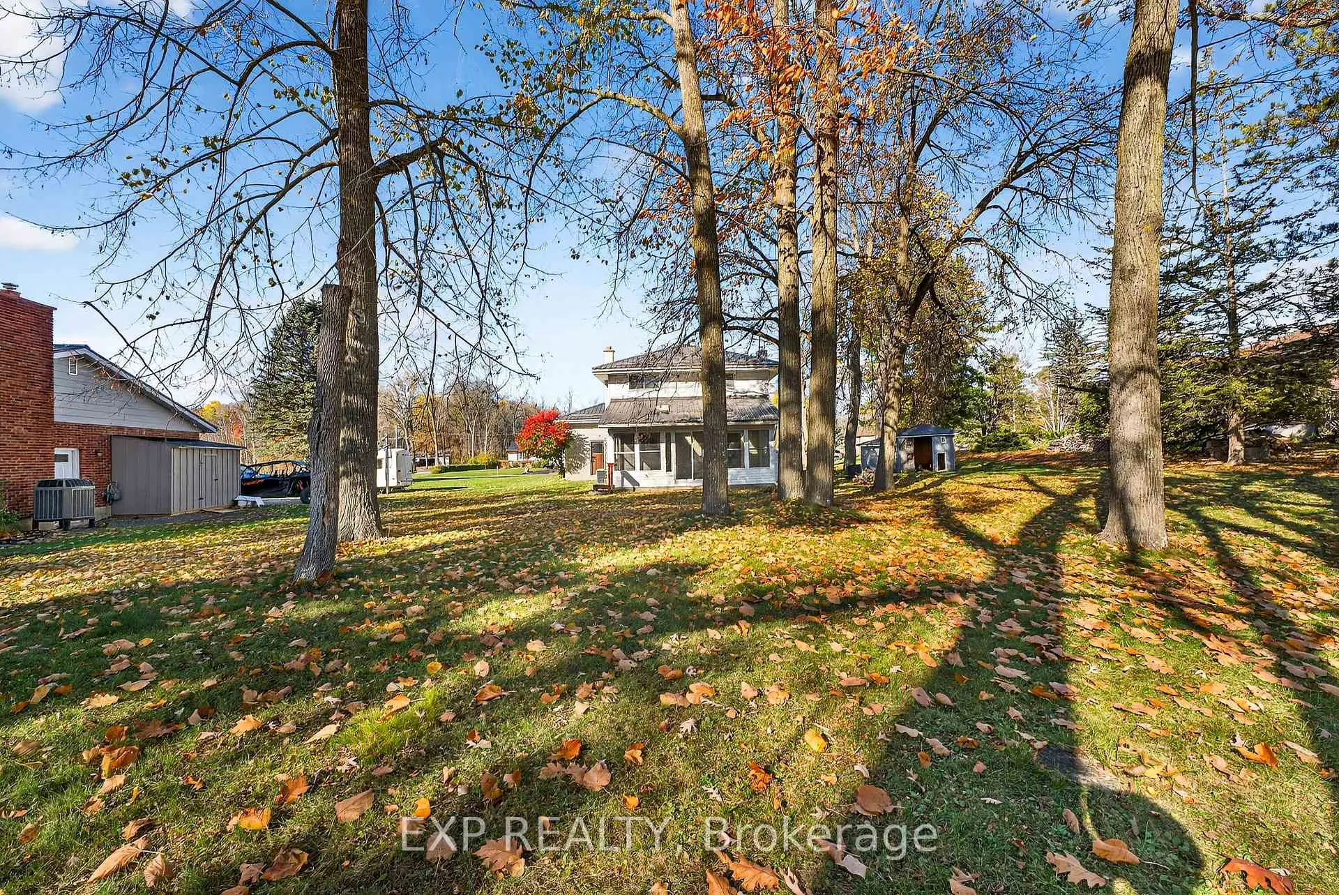 Photo 36 of 47 Fox Lane, Belleville, Thurlow Ward — HOMEH