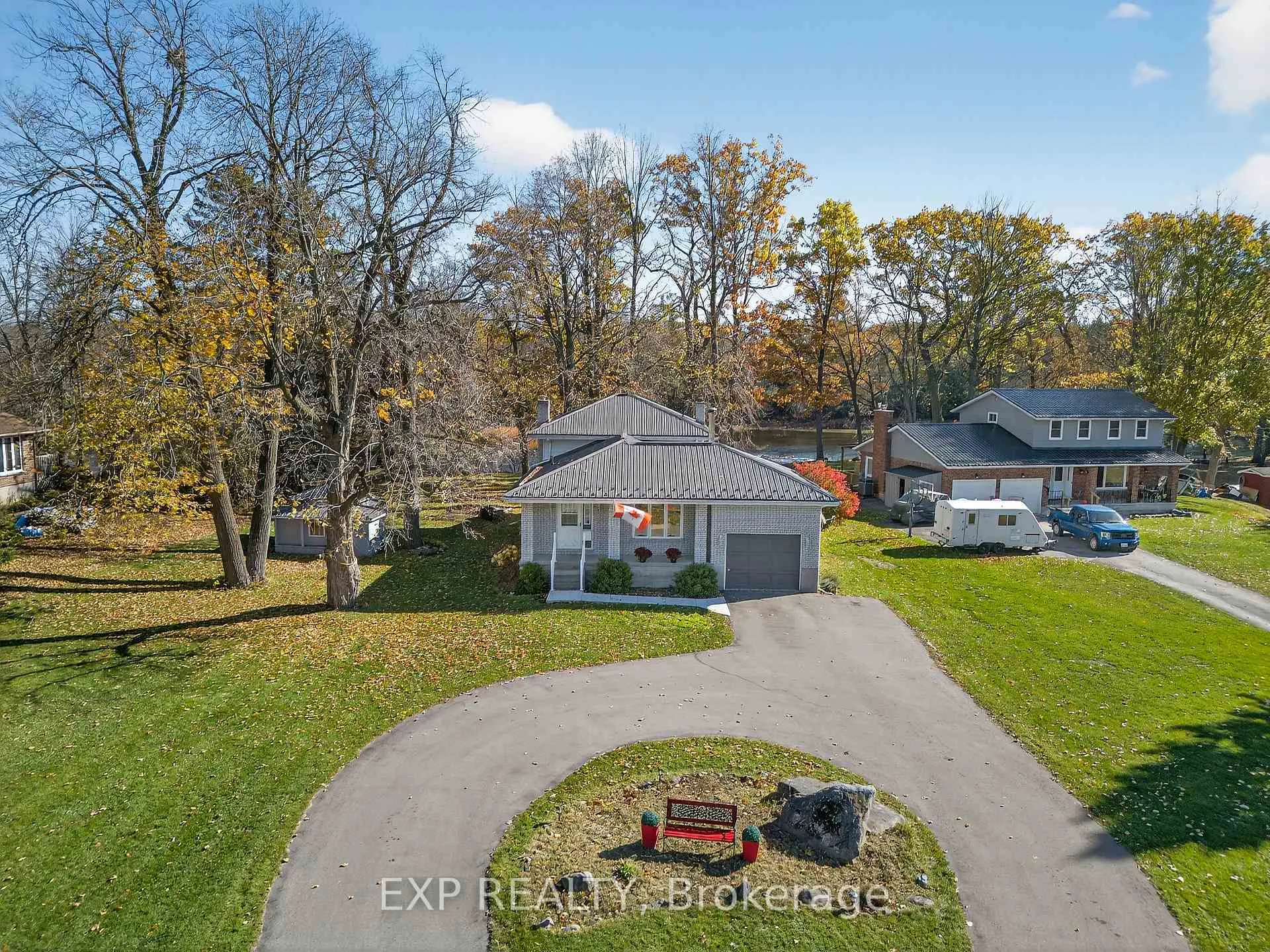 Photo 37 of 47 Fox Lane, Belleville, Thurlow Ward — HOMEH