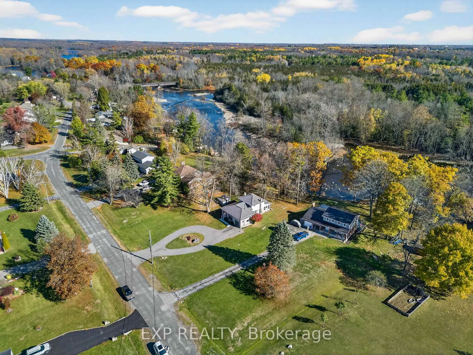 Photo 43 of 47 Fox Lane, Belleville, Thurlow Ward — HOMEH
