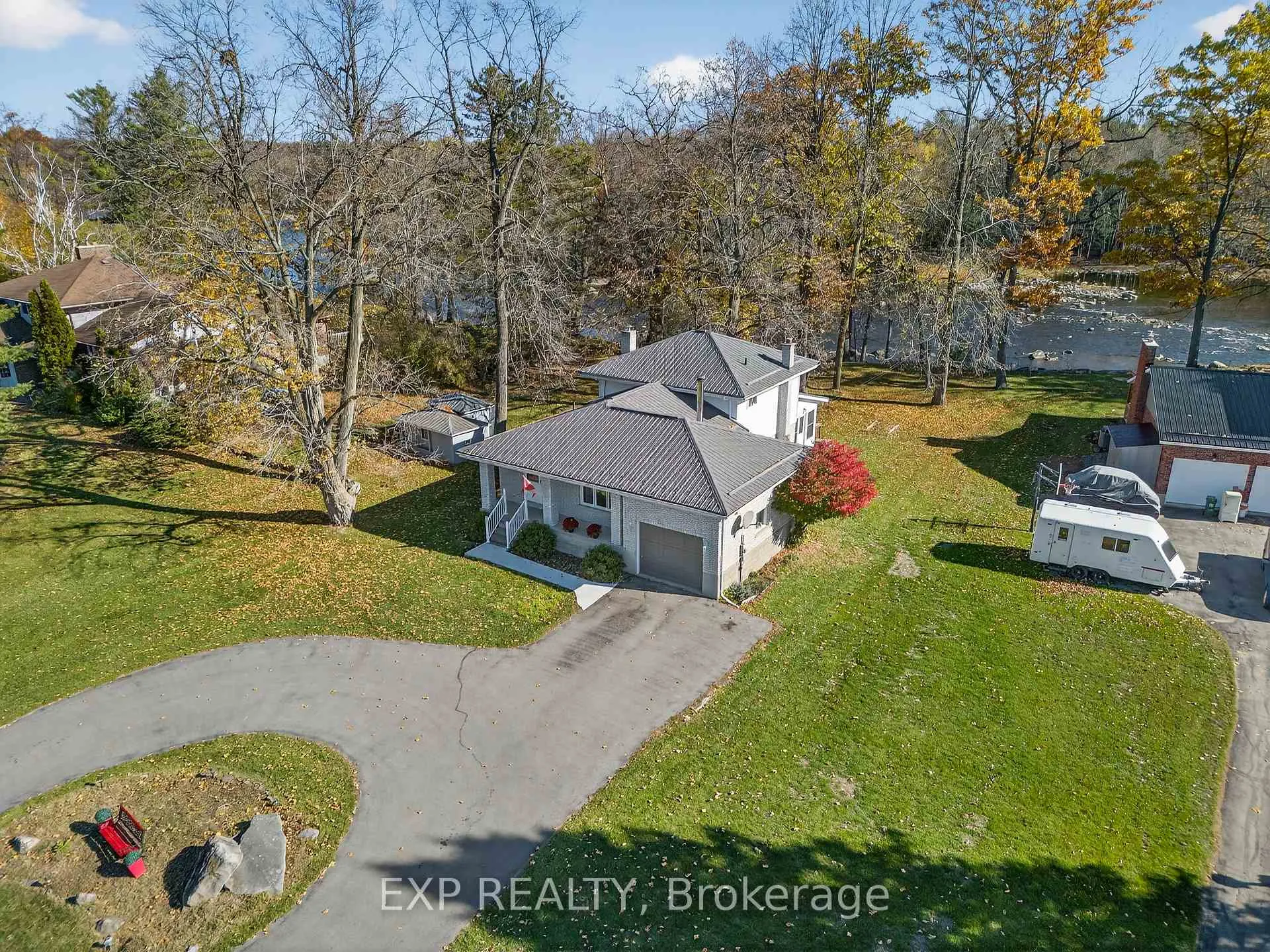 Photo 45 of 47 Fox Lane, Belleville, Thurlow Ward — HOMEH