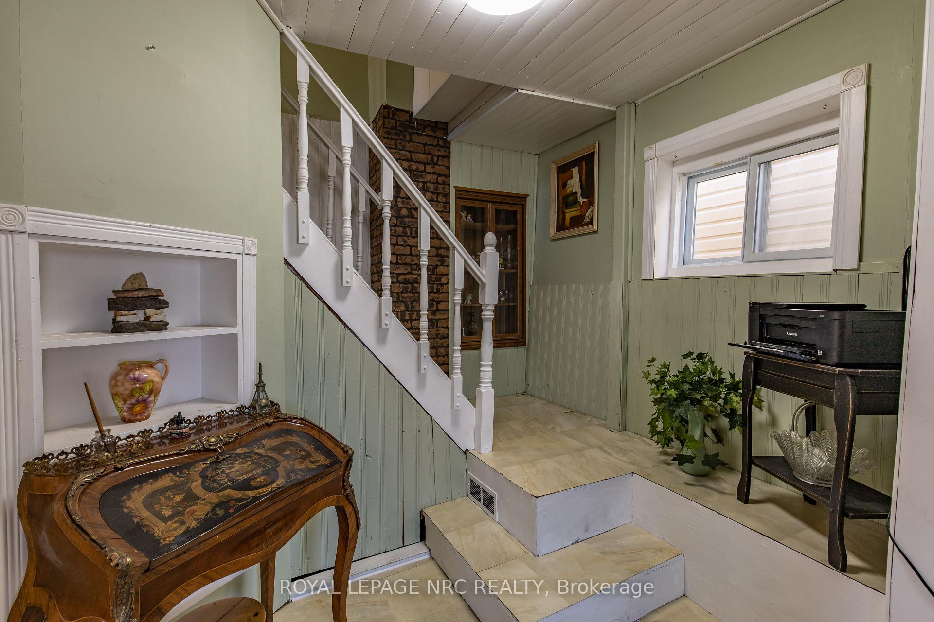 Photo 14 of 35 Mcalpine Avenue S, Welland, Lincoln/Crowland — HOMEH
