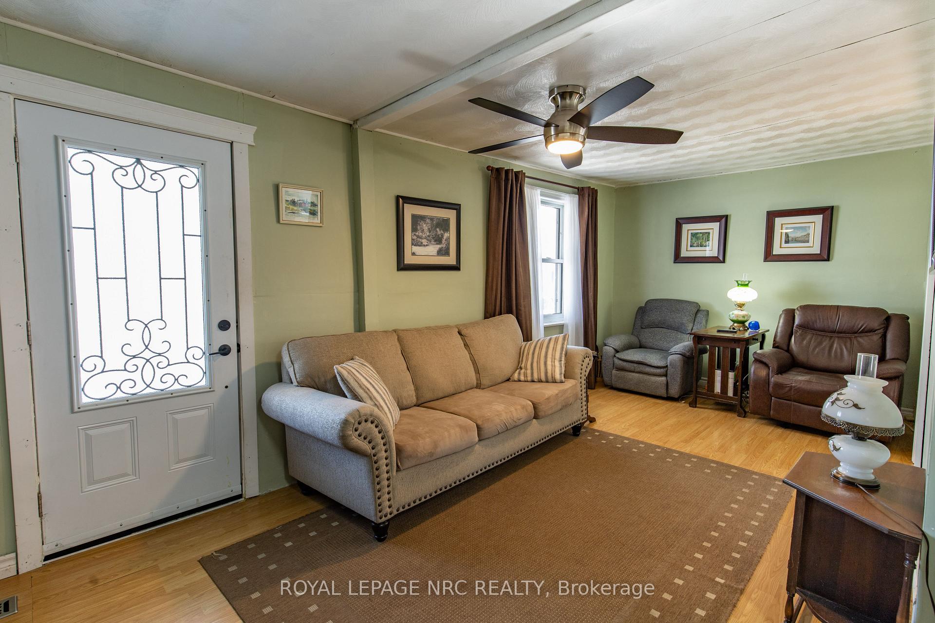 Photo 15 of 35 Mcalpine Avenue S, Welland, Lincoln/Crowland — HOMEH