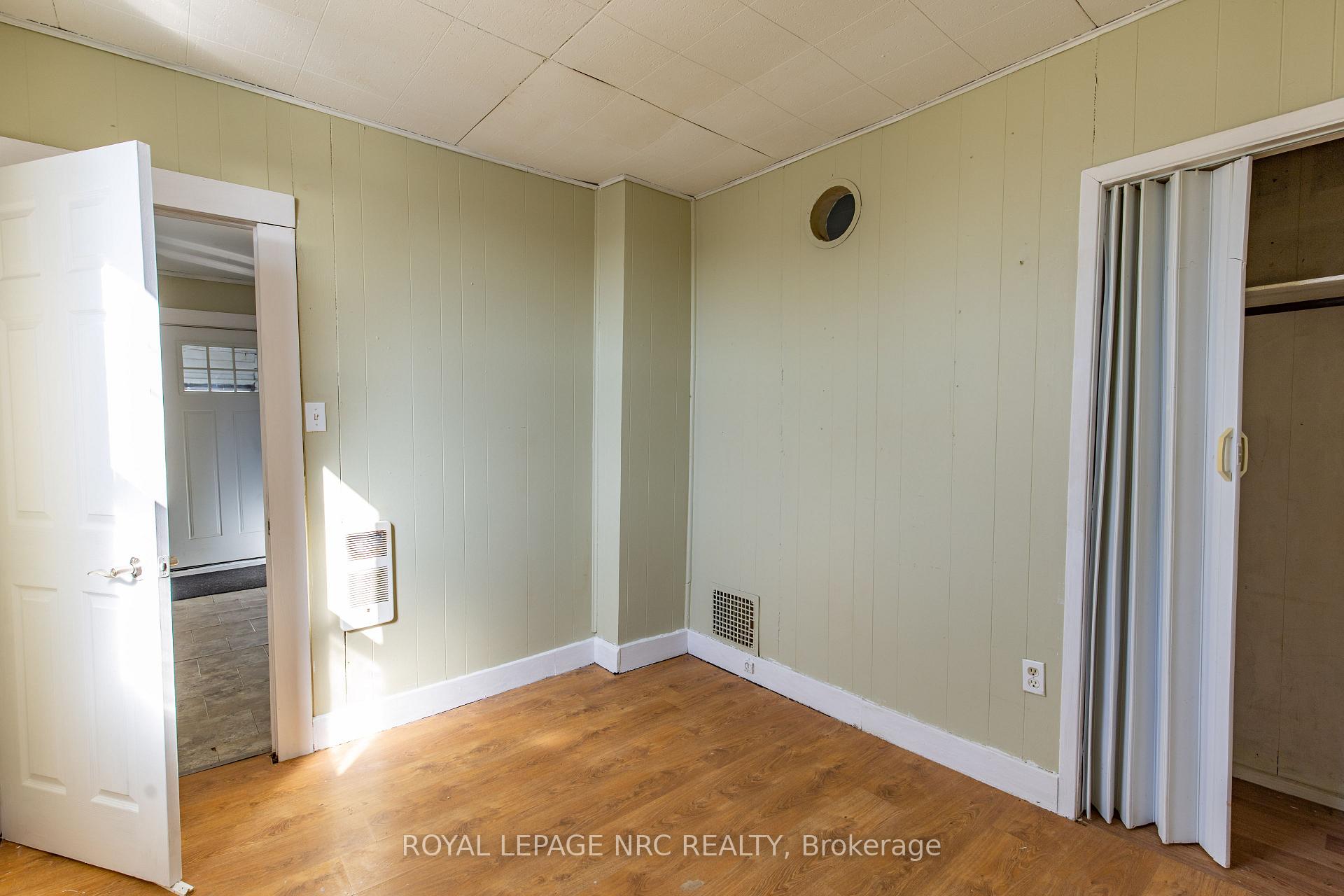 Photo 22 of 35 Mcalpine Avenue S, Welland, Lincoln/Crowland — HOMEH