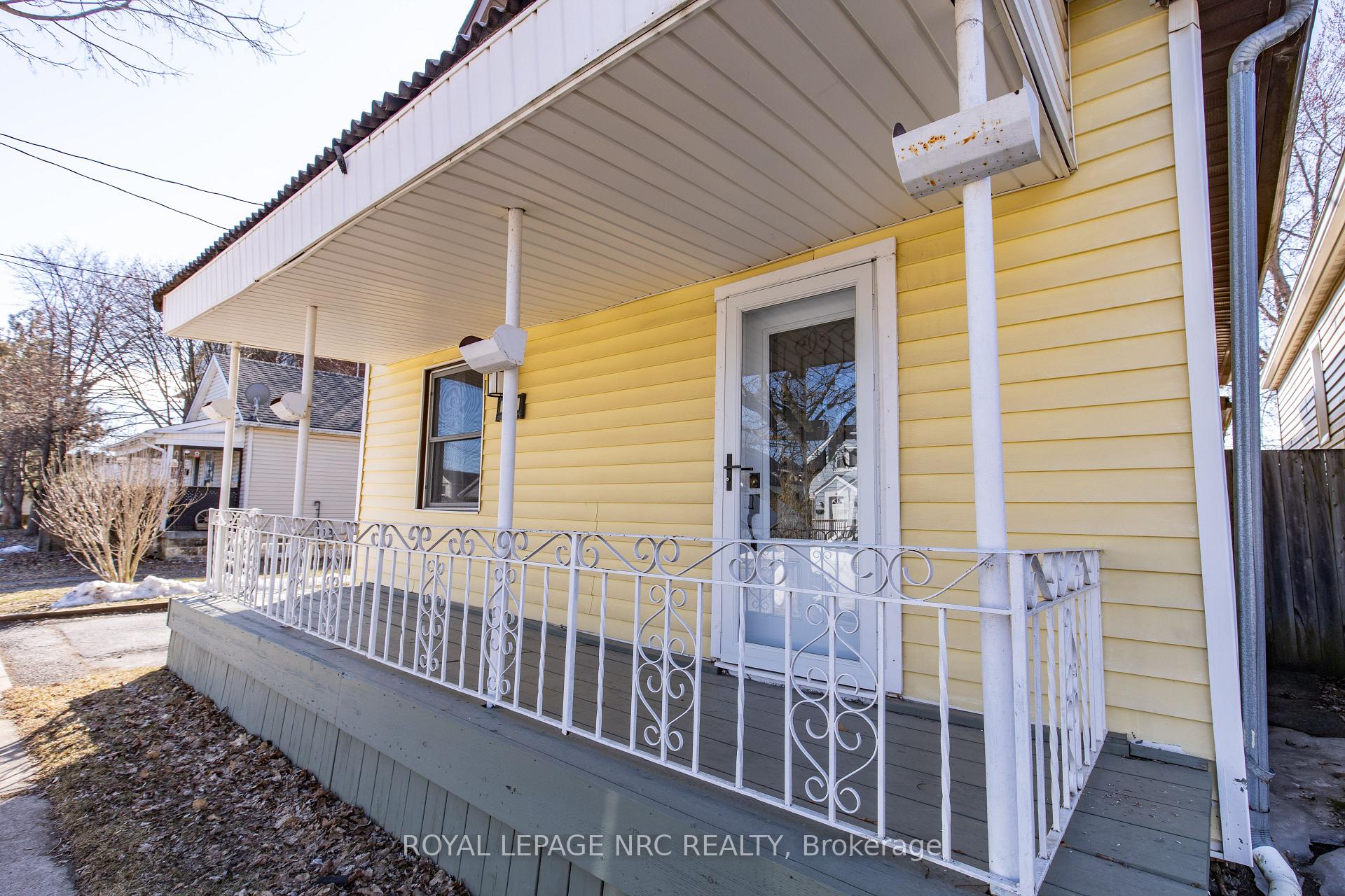 Photo 27 of 35 Mcalpine Avenue S, Welland, Lincoln/Crowland — HOMEH