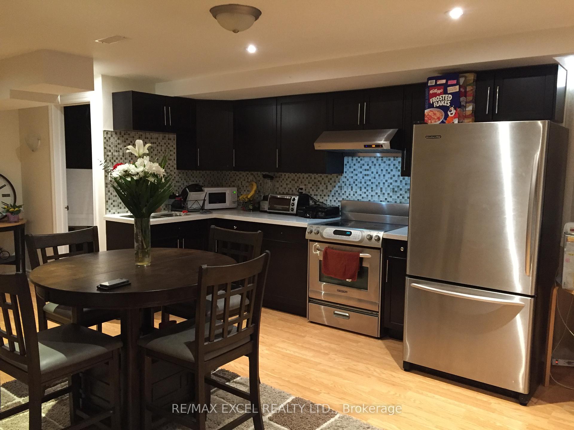 Photo 9 of 174 Shelbourne Drive, Vaughan, Vellore Village — HOMEH