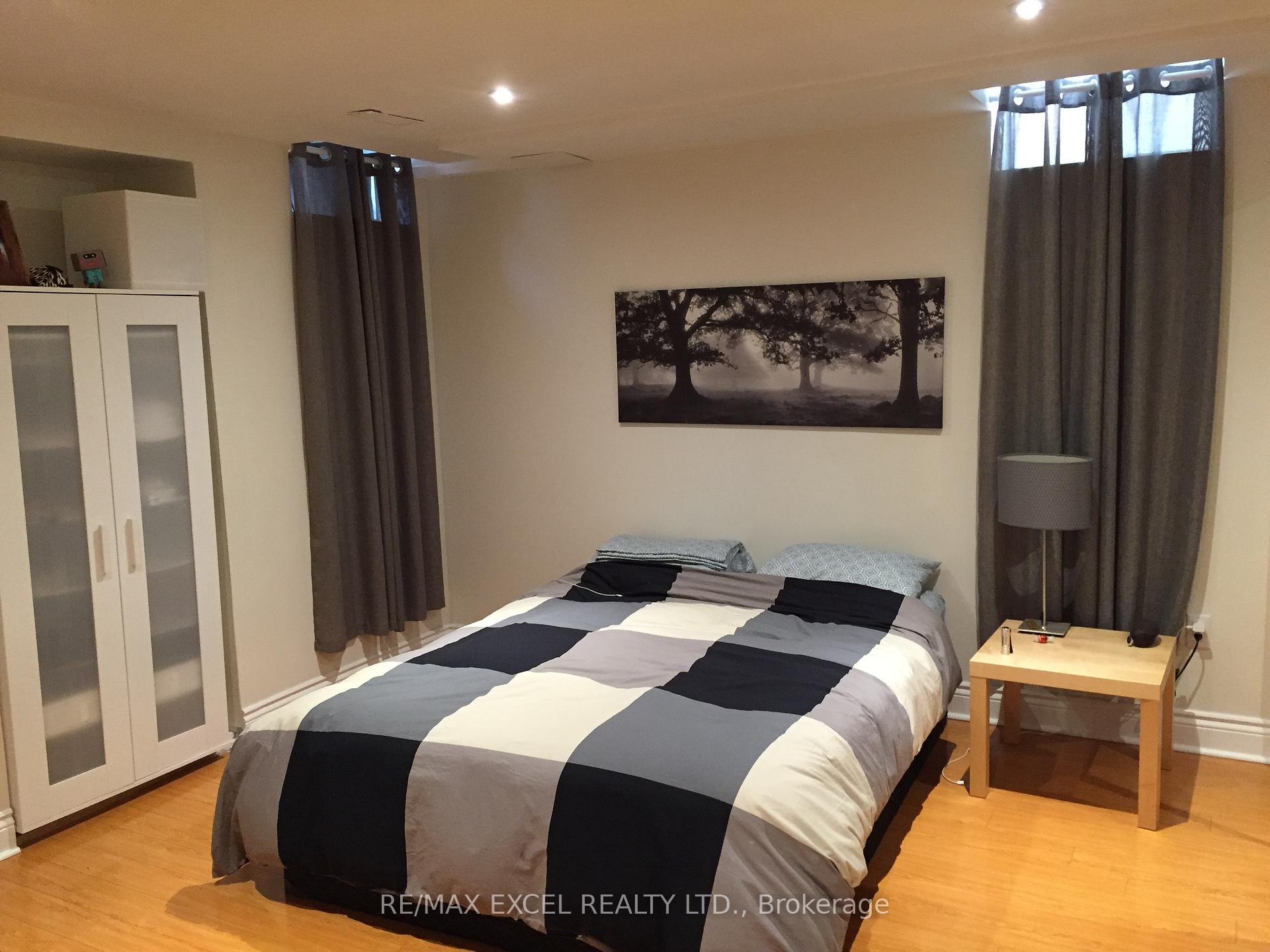 Photo 10 of 174 Shelbourne Drive, Vaughan, Vellore Village — HOMEH