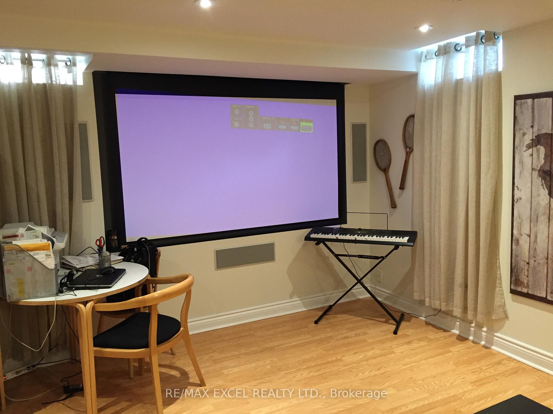 Photo 16 of 174 Shelbourne Drive, Vaughan, Vellore Village — HOMEH