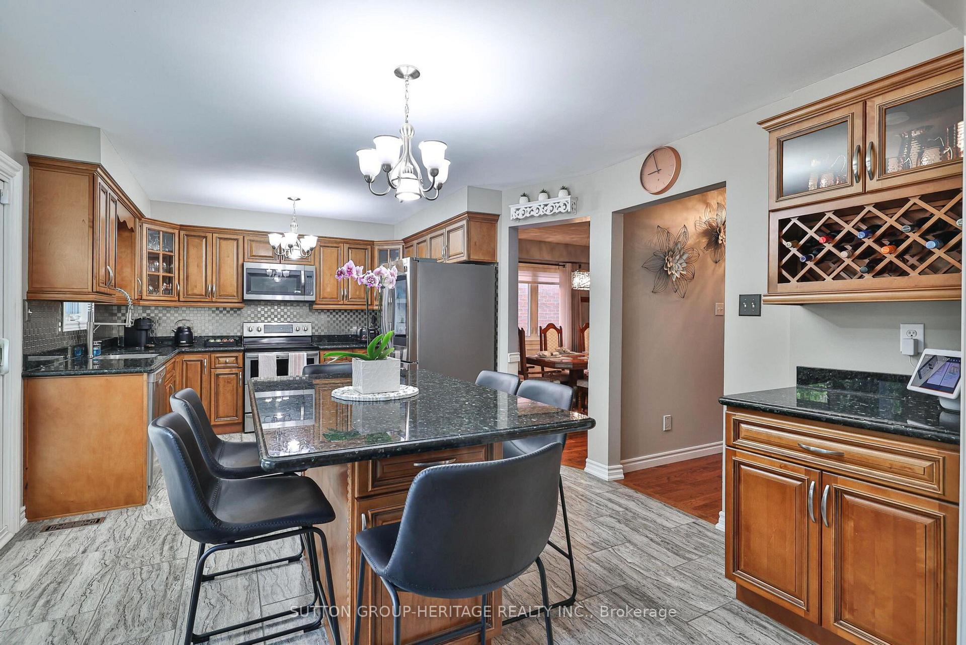 Photo 31 of 8 Turriff Crescent, Ajax, Central West — HOMEH