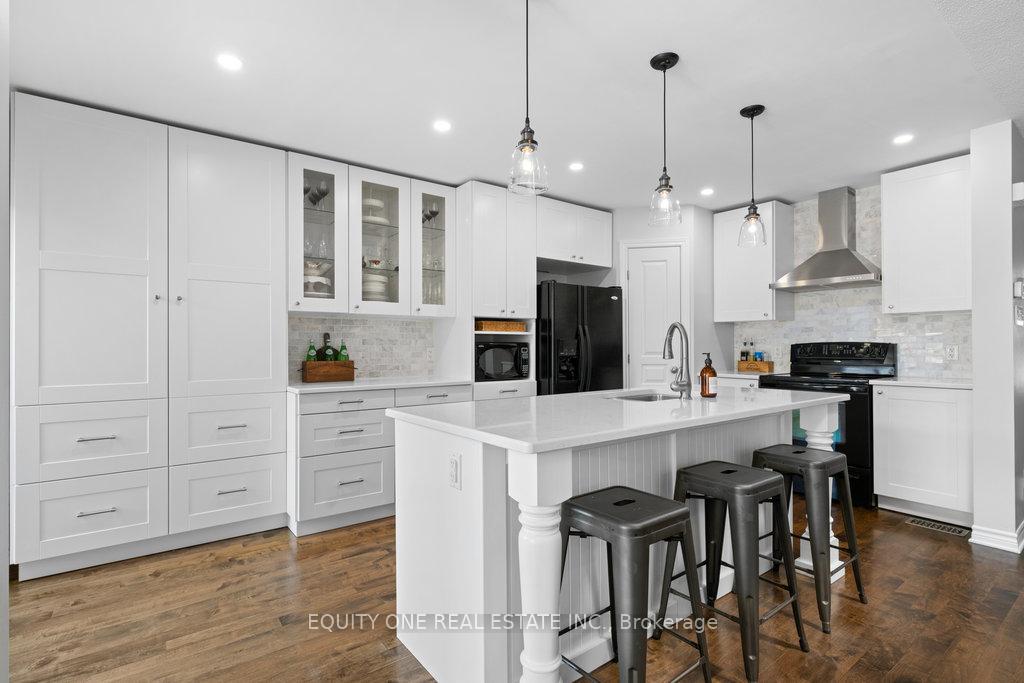 Photo 9 of 486 Grey Seal Circle, Ottawa, Riverside South/Gloucester Glen — HOMEH