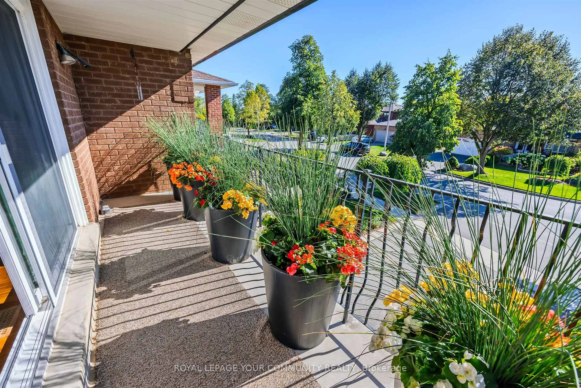 Photo 7 of 260 Mathewson Street, Vaughan, Maple — HOMEH