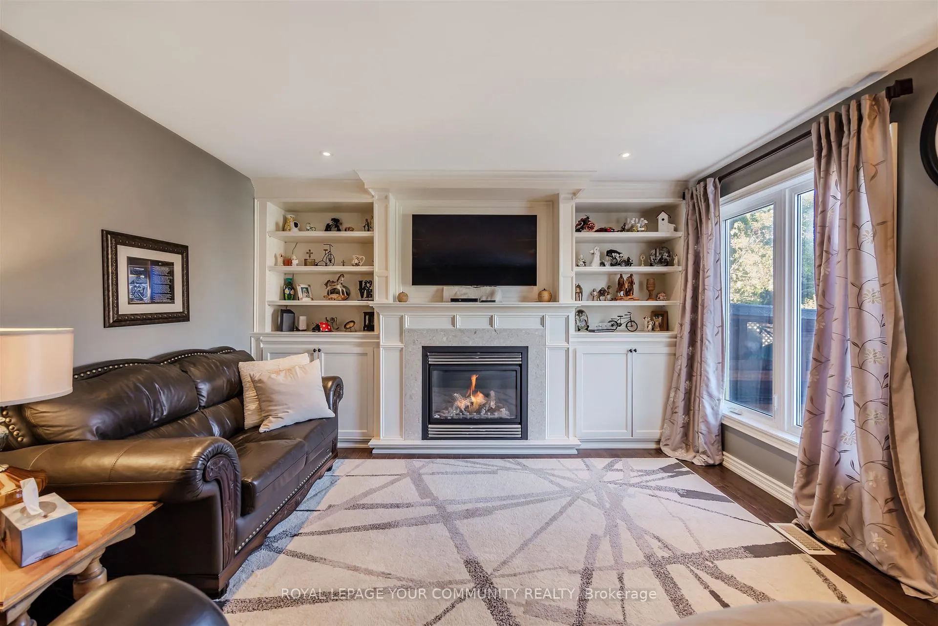 Photo 24 of 260 Mathewson Street, Vaughan, Maple — HOMEH