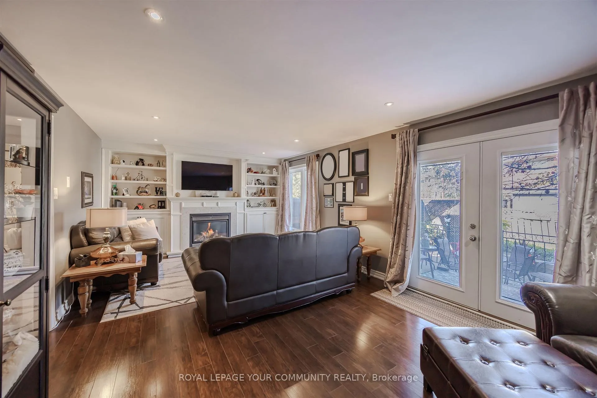Photo 25 of 260 Mathewson Street, Vaughan, Maple — HOMEH