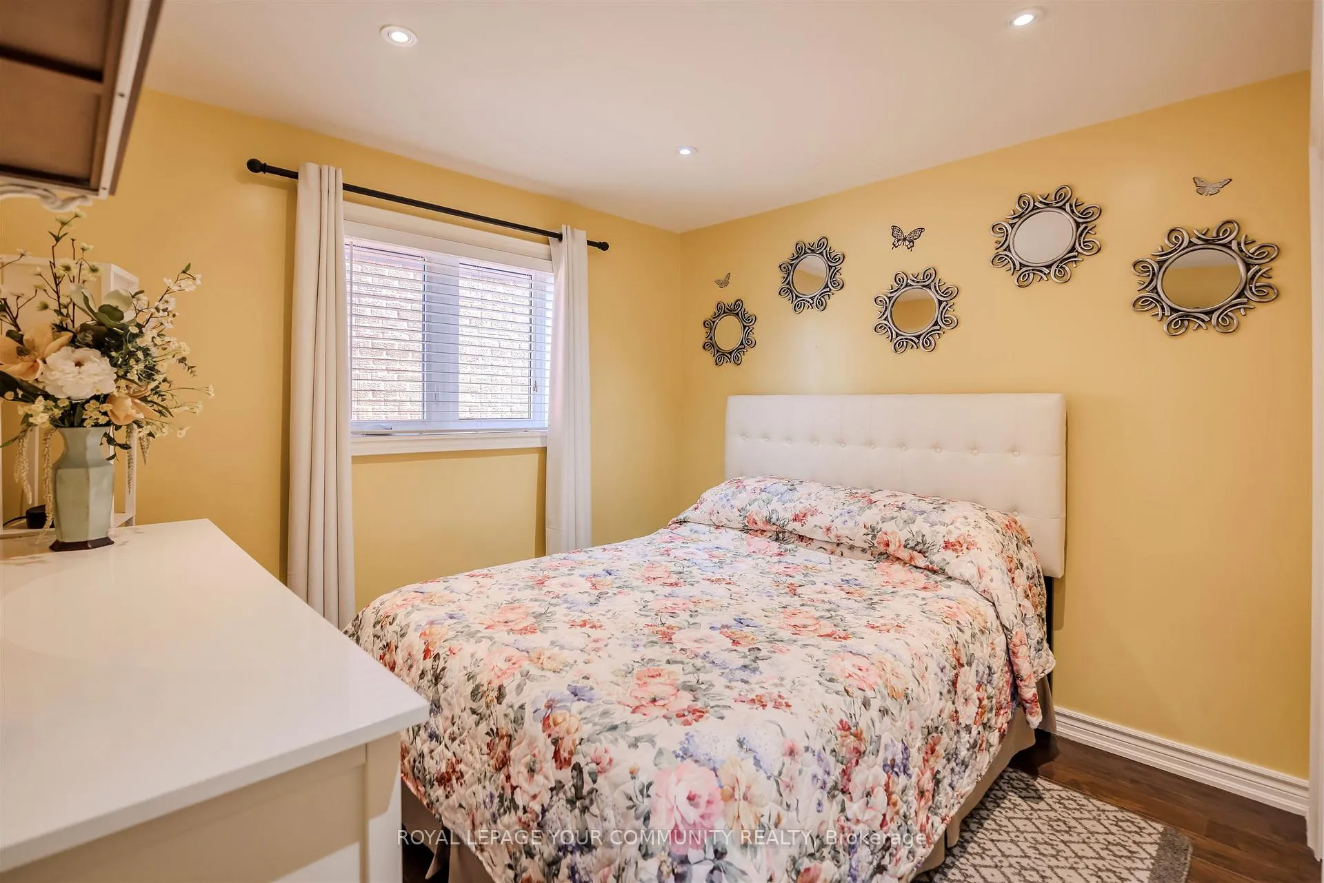 Photo 28 of 260 Mathewson Street, Vaughan, Maple — HOMEH