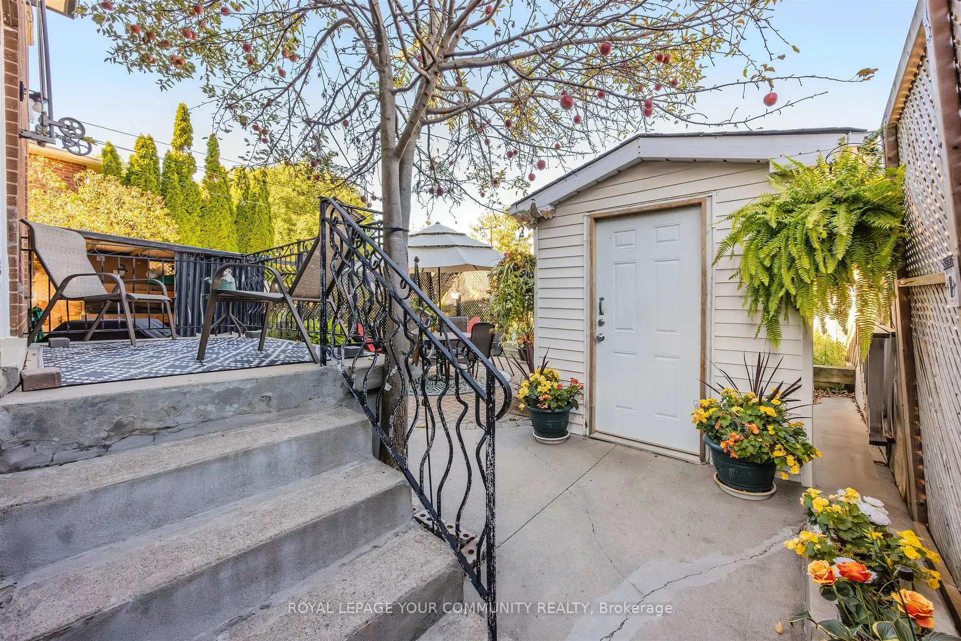 Photo 33 of 260 Mathewson Street, Vaughan, Maple — HOMEH