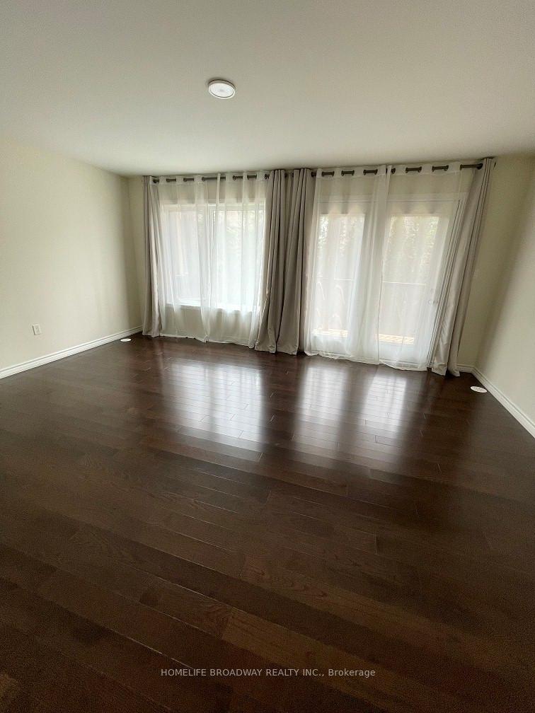 Photo 18 of 158 Golden Trail, Vaughan, Patterson — HOMEH
