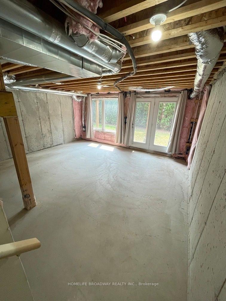 Photo 20 of 158 Golden Trail, Vaughan, Patterson — HOMEH